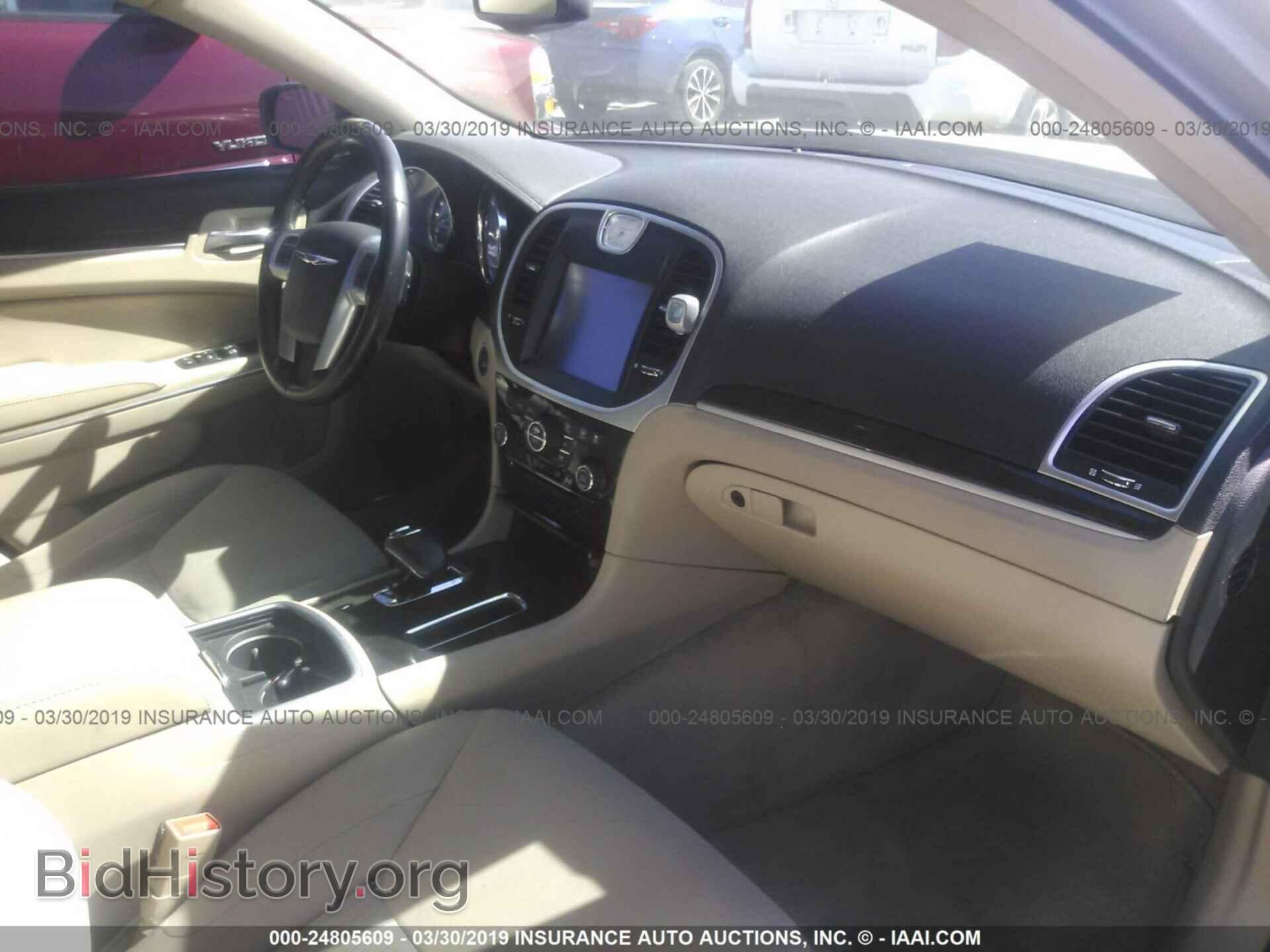 2012 CHRYSLER 300 - VIN: 2C3CCAAG6CH289458 - Фото 5