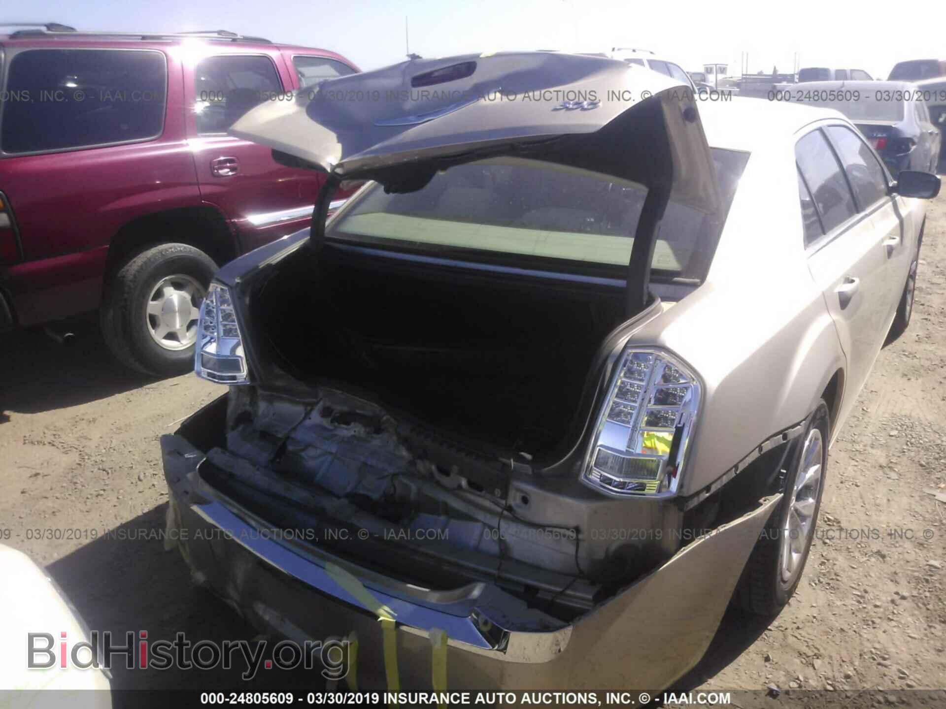 2012 CHRYSLER 300 - VIN: 2C3CCAAG6CH289458 - Фото 6