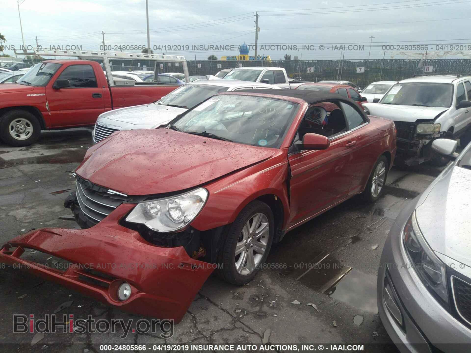 2010 CHRYSLER SEBRING - VIN: 1C3BC5EDXAN173395 - Фото 2