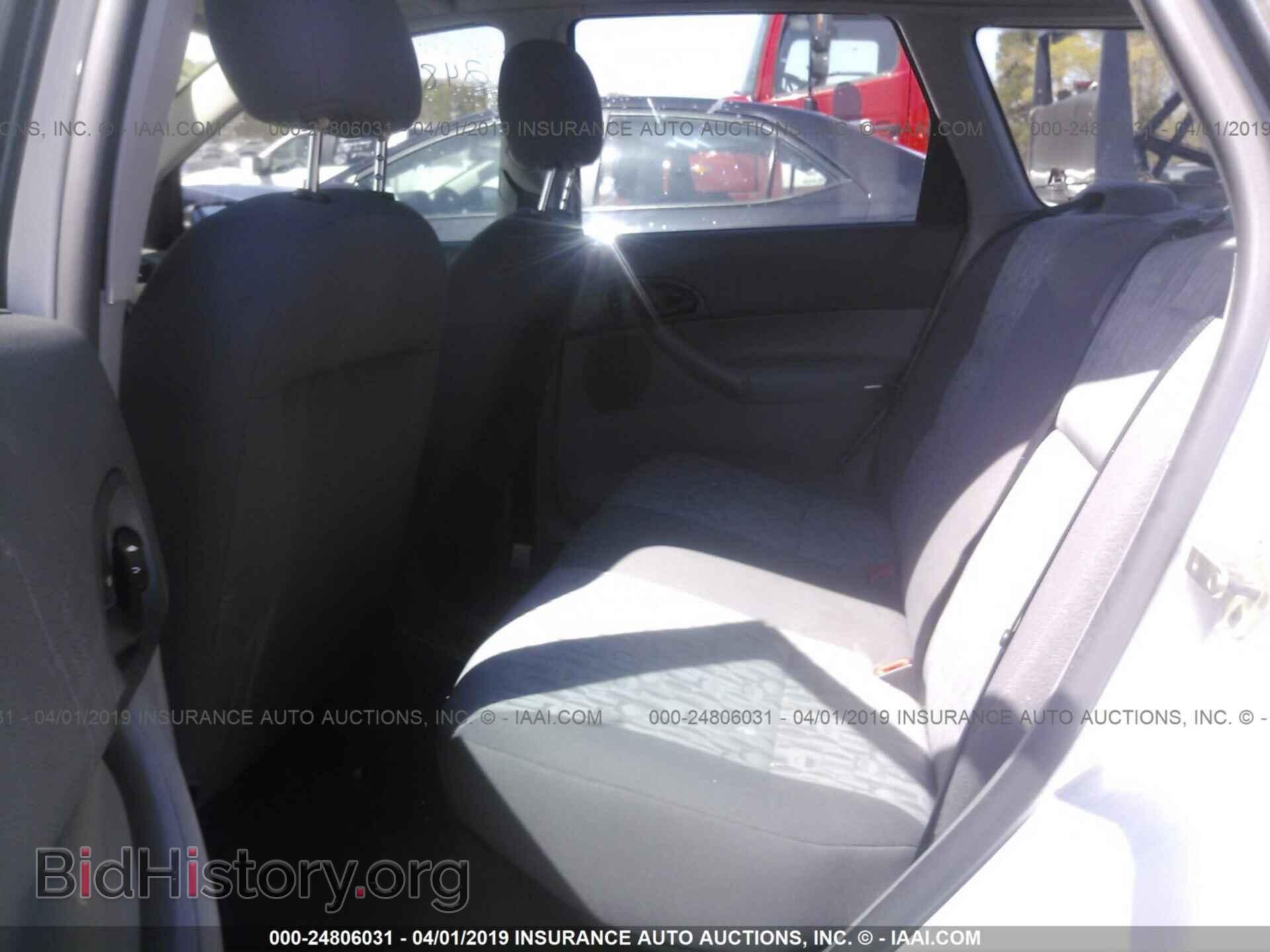2005 FORD FOCUS - VIN: 1FAFP36N75W155326 - Фото 8