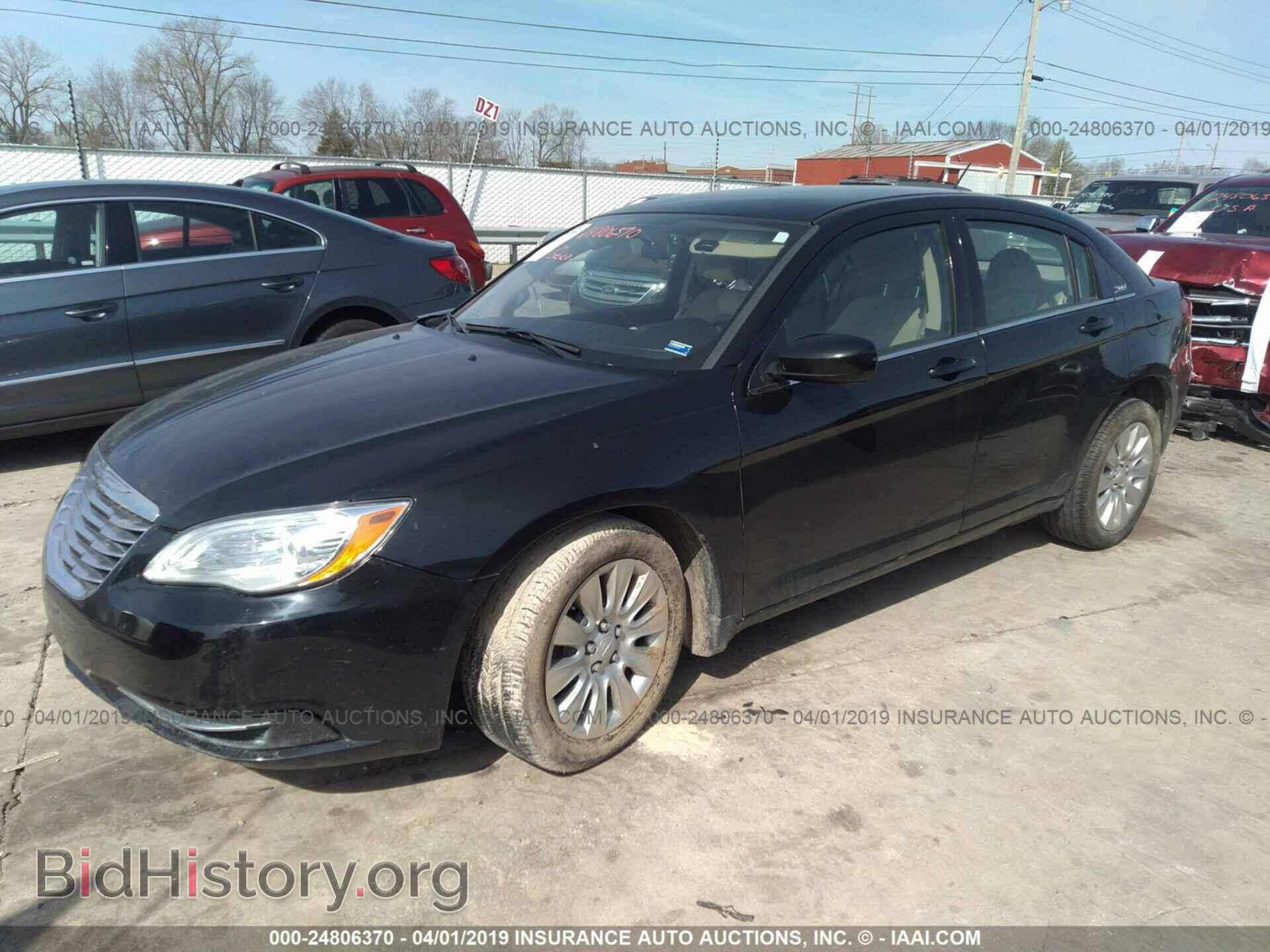 2013 CHRYSLER 200 - VIN: 1C3CCBAB5DN634644 - Photo 2