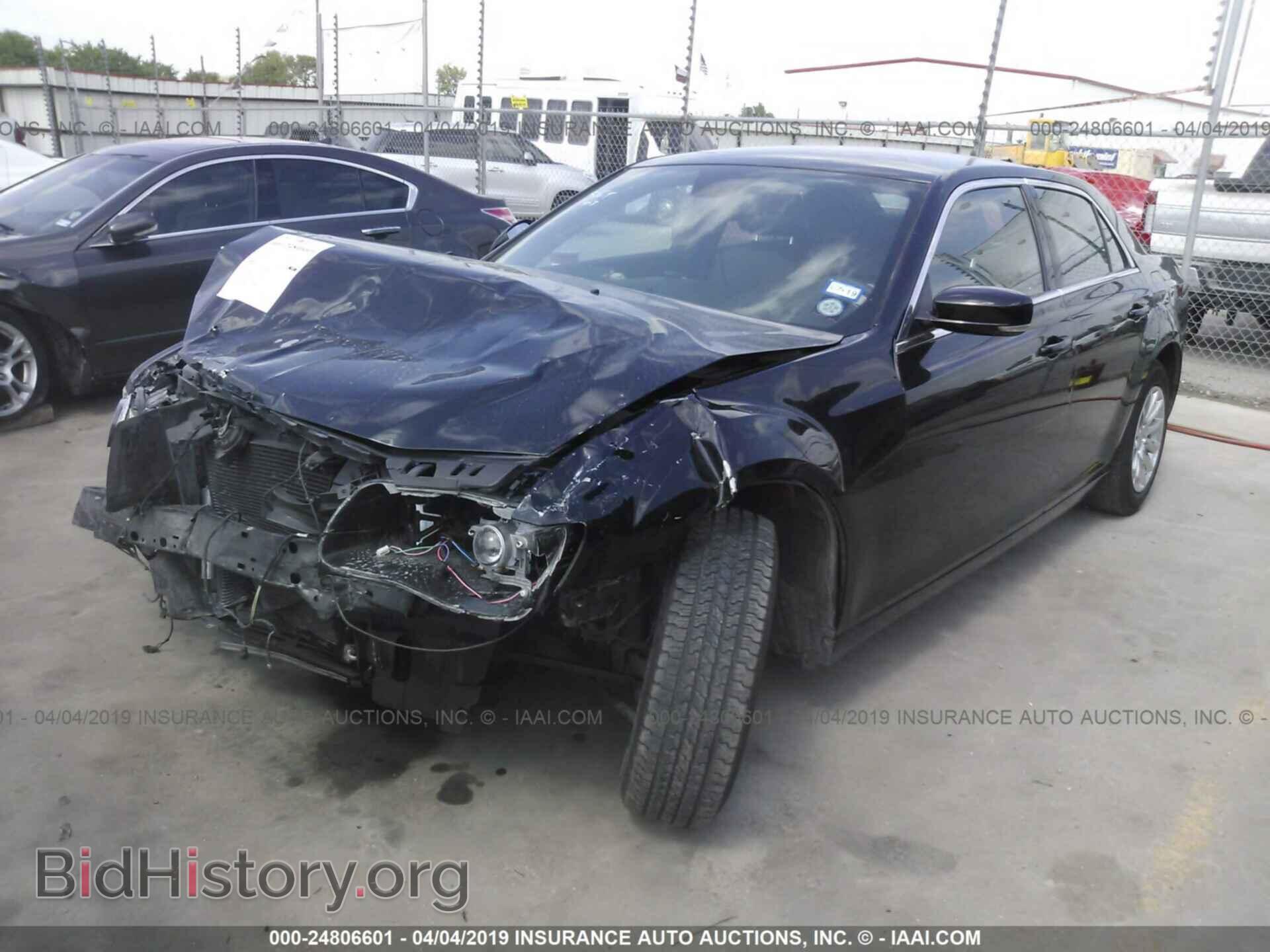 2014 CHRYSLER 300 - VIN: 2C3CCAAG4EH157009 - Фото 2