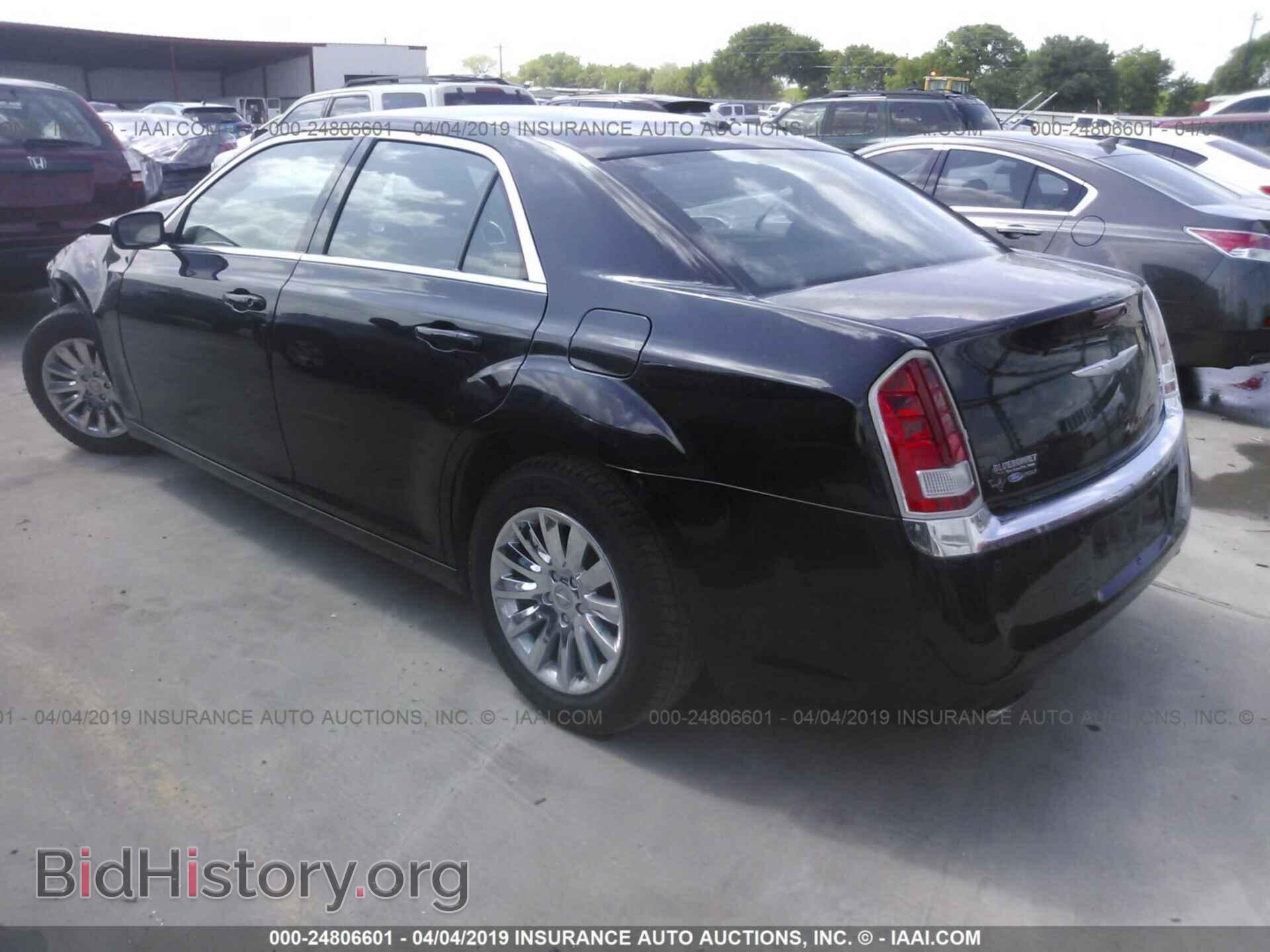 2014 CHRYSLER 300 - VIN: 2C3CCAAG4EH157009 - Фото 3