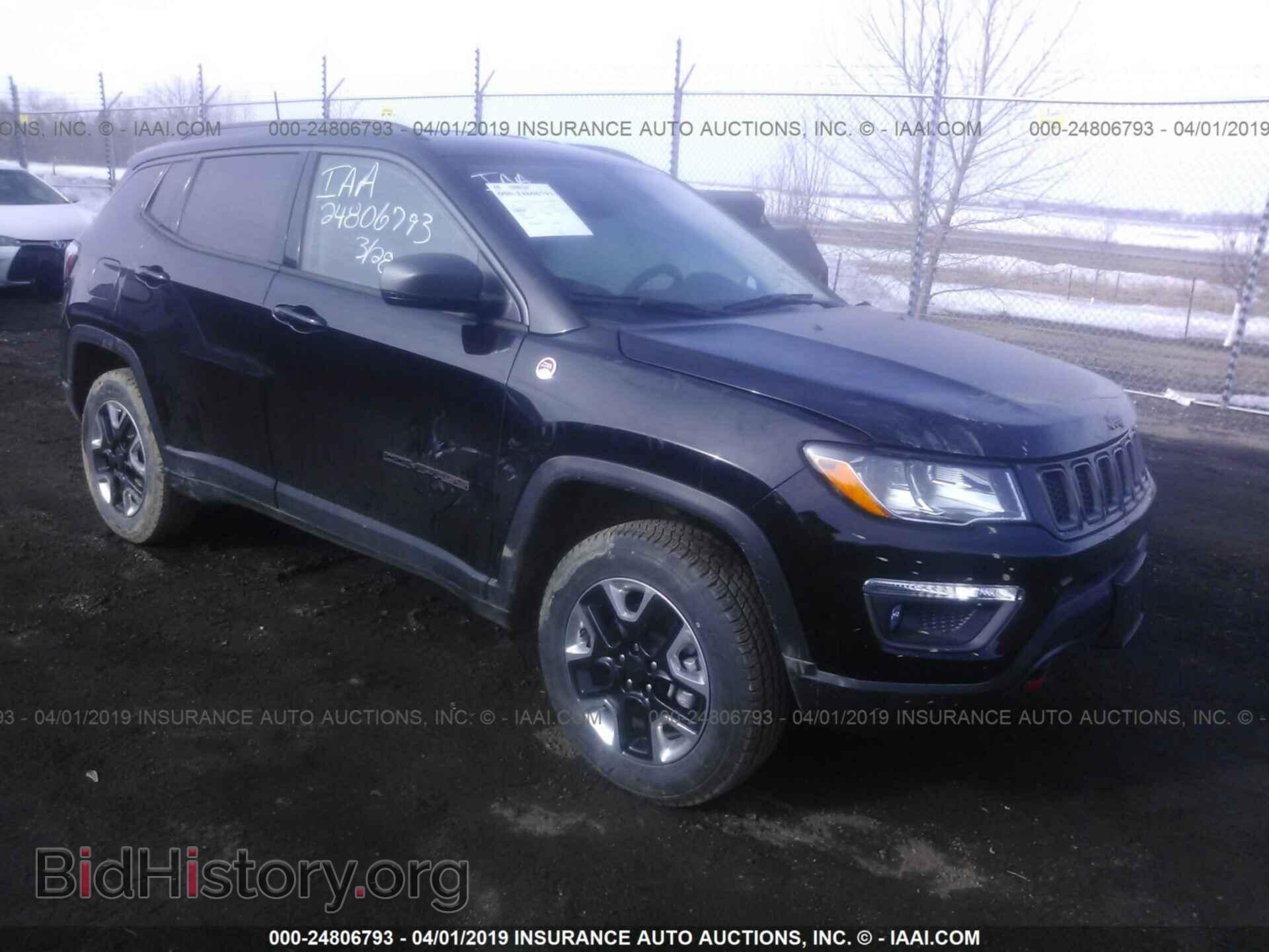 Фотография 3C4NJDDB8JT403881 - JEEP COMPASS 2018