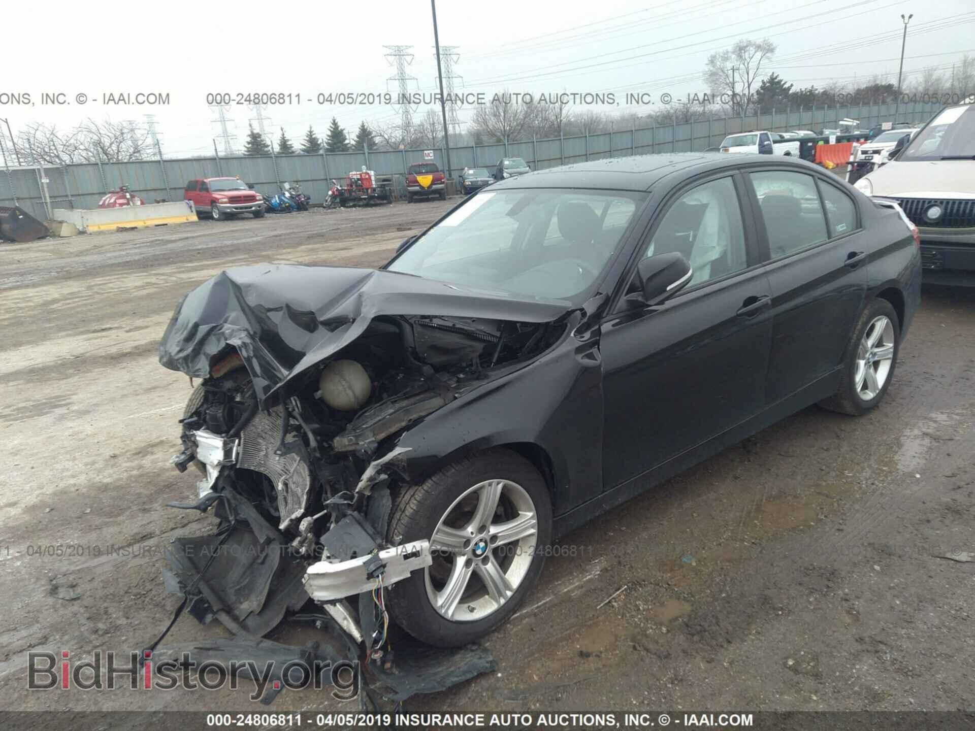 2014 BMW 320 - VIN: WBA3C3C54EF984087 - Photo 2