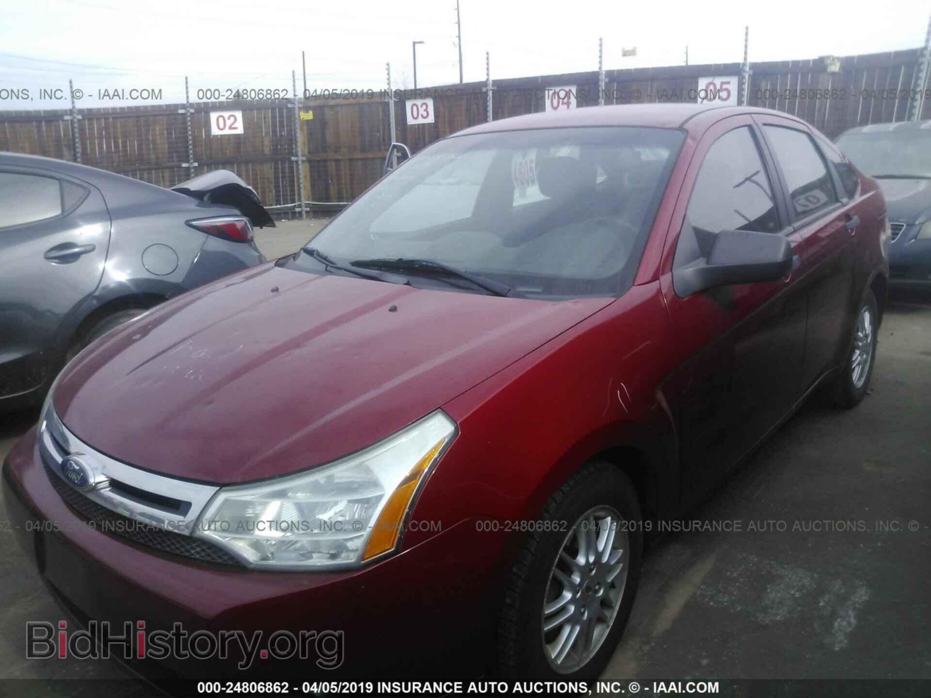 2011 FORD FOCUS - VIN: 1FAHP3FN0BW145158 - Photo 2