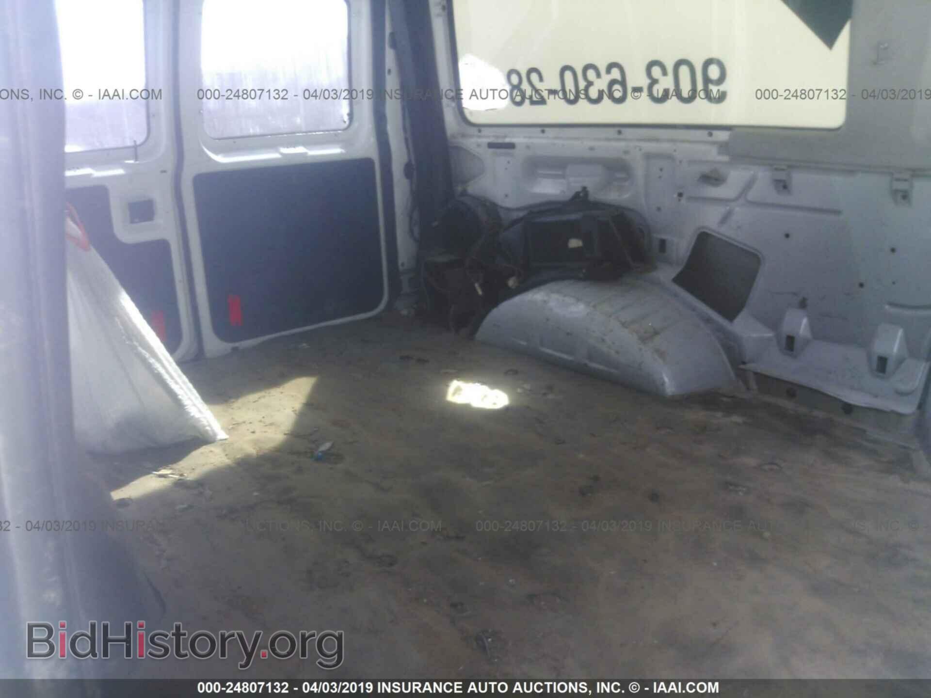 2011 FORD ECONOLINE - VIN: 1FBNE3BL8BDA28662 - Фото 8