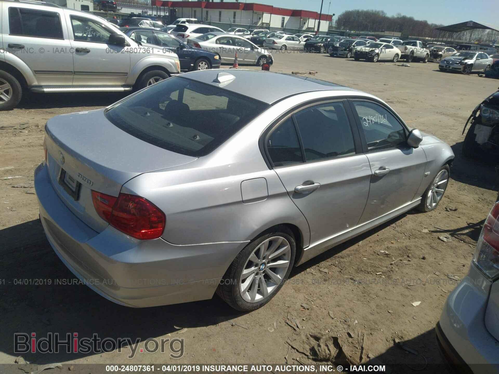 2011 BMW 328 - VIN: WBAPH5G51BNM81899 - Фото 4