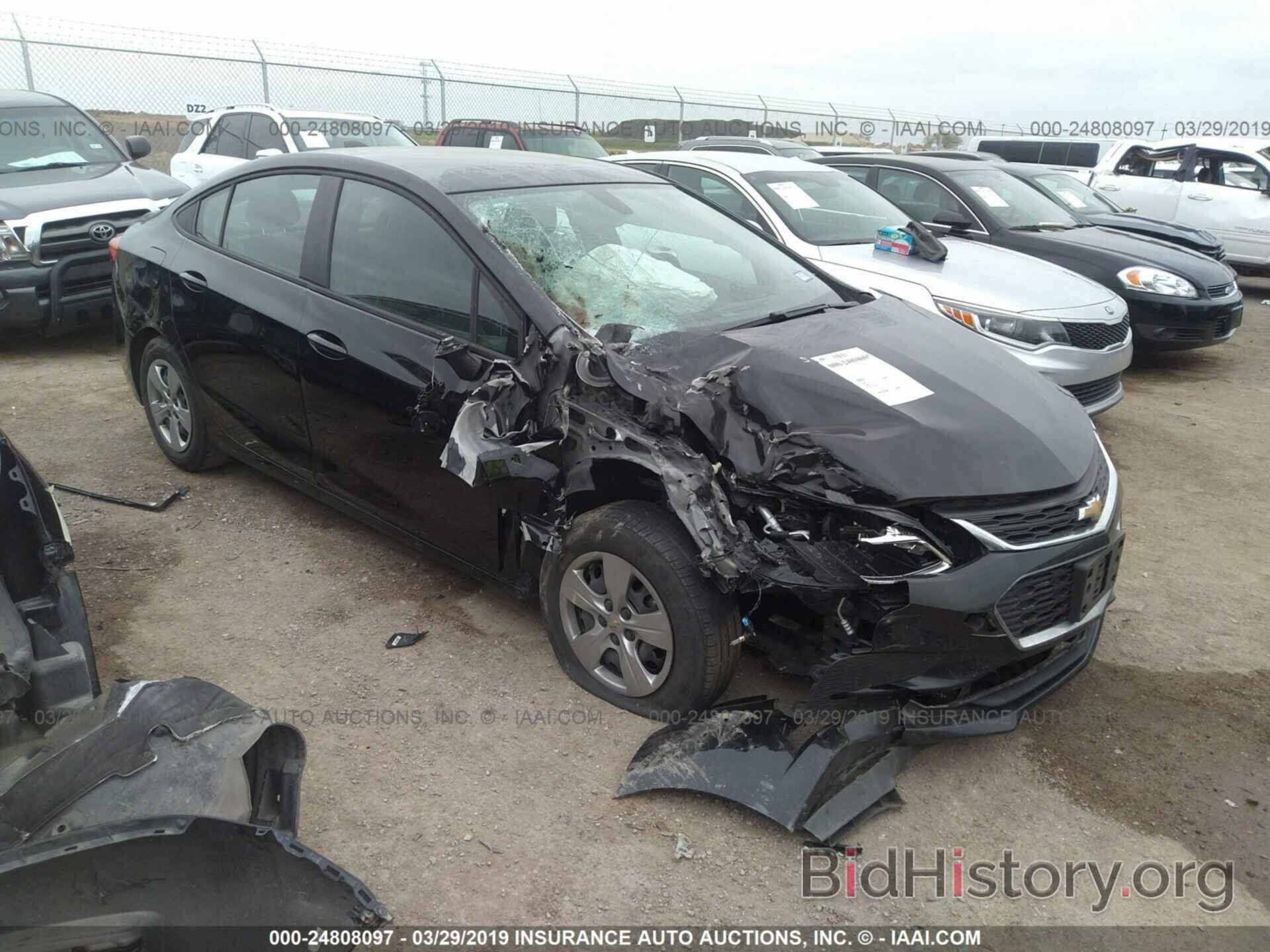 Photo 1G1BC5SM2H7281324 - CHEVROLET CRUZE 2017