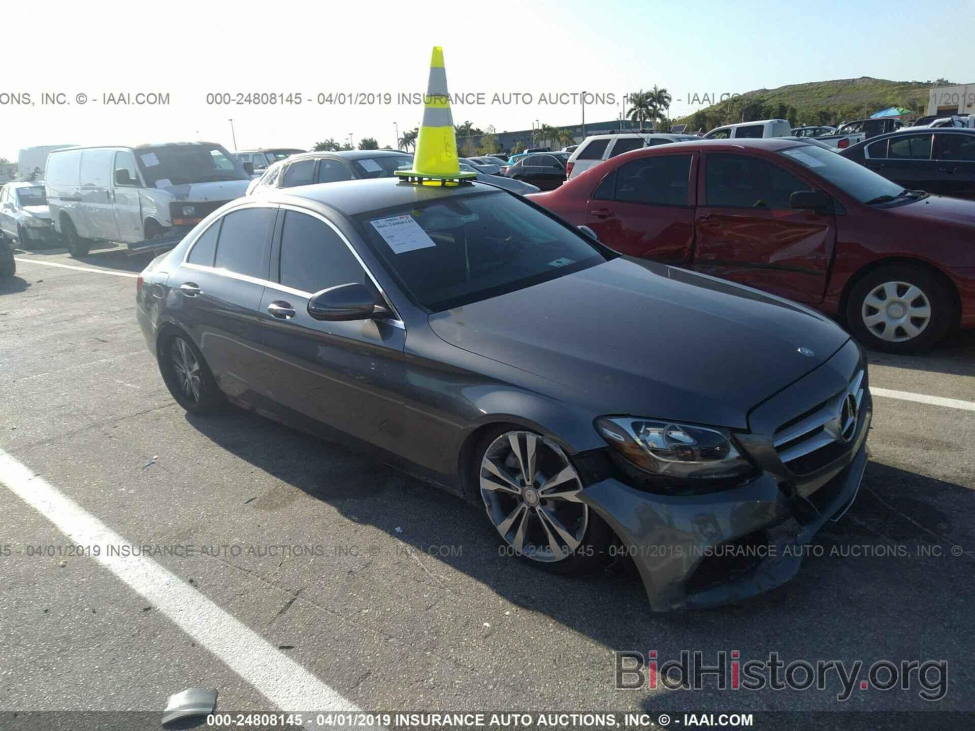 Photo 55SWF4JB4HU214372 - MERCEDES-BENZ C 2017