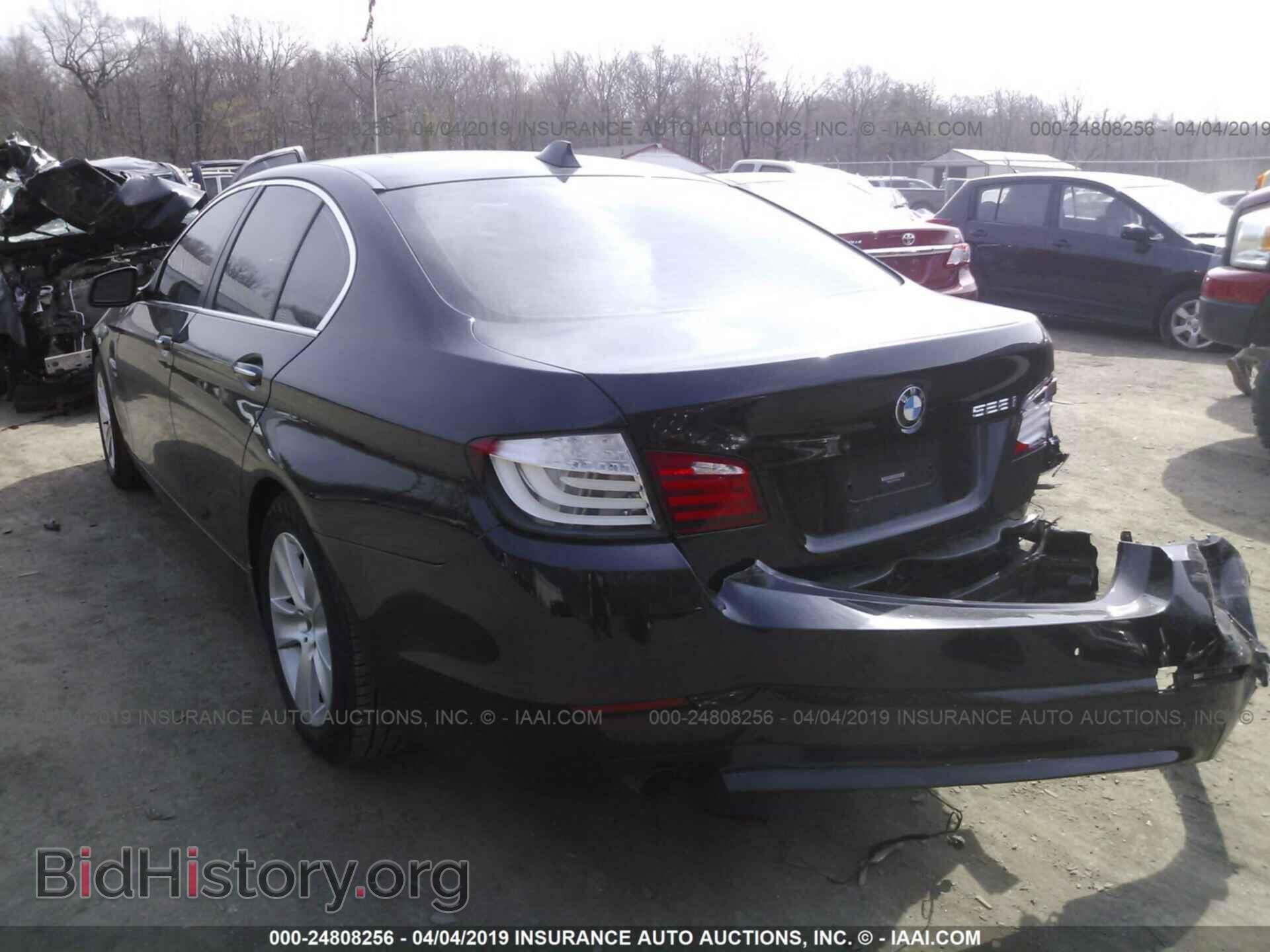 2012 BMW 528 - VIN: WBAXH5C59CDW02367 - Фото 3