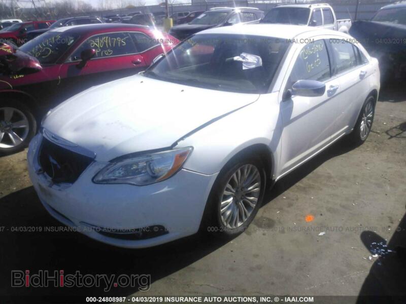 2012 Chrysler 200 (VIN 1C3CCBCB0CN298218) — photo 2 of 10