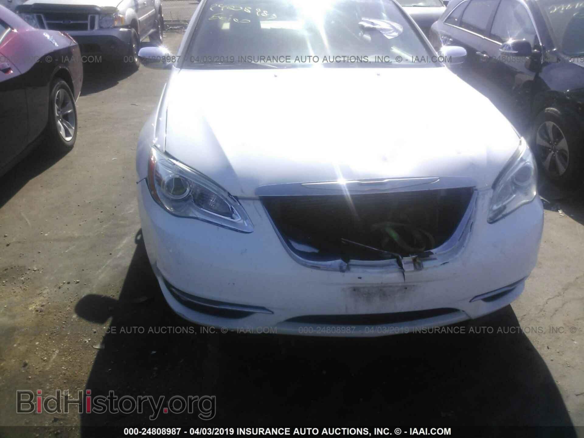 2012 CHRYSLER 200 - VIN: 1C3CCBCB0CN298218 - Фото 6