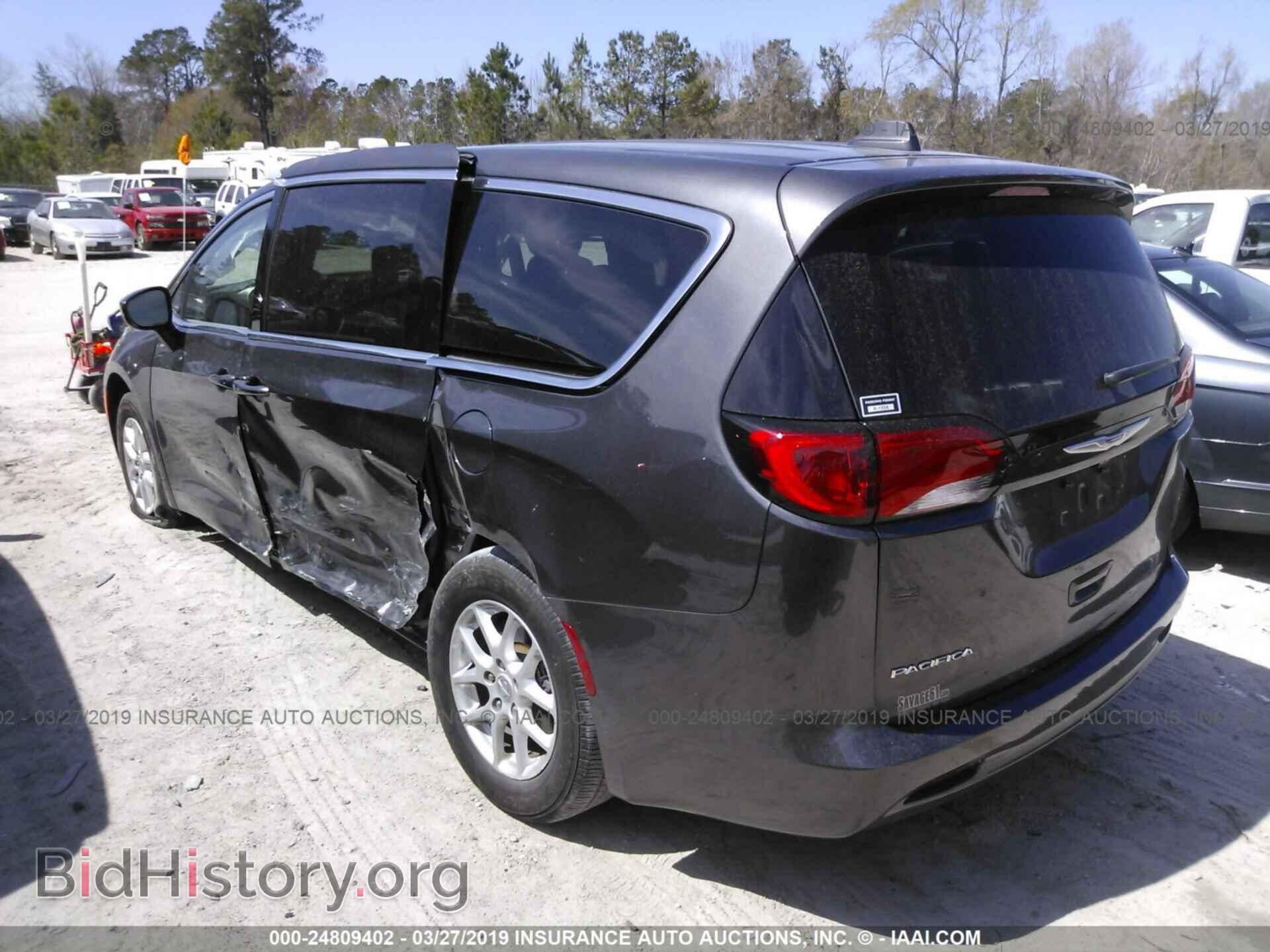 2017 CHRYSLER PACIFICA - VIN: 2C4RC1DGXHR723044 - Photo 3