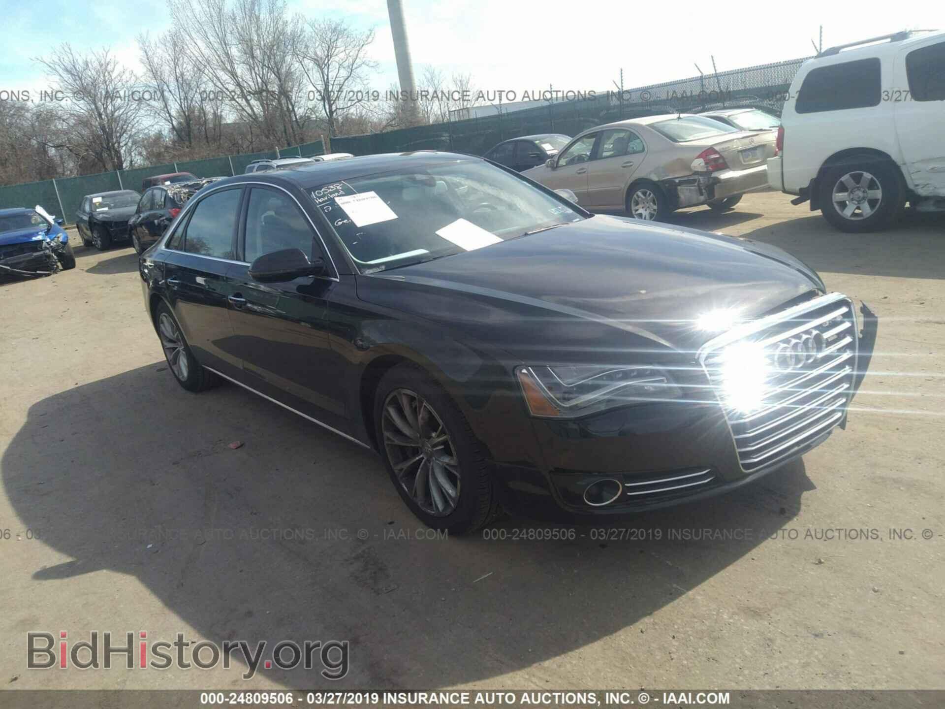 Photo WAURVAFDXBN024771 - AUDI A8 2011