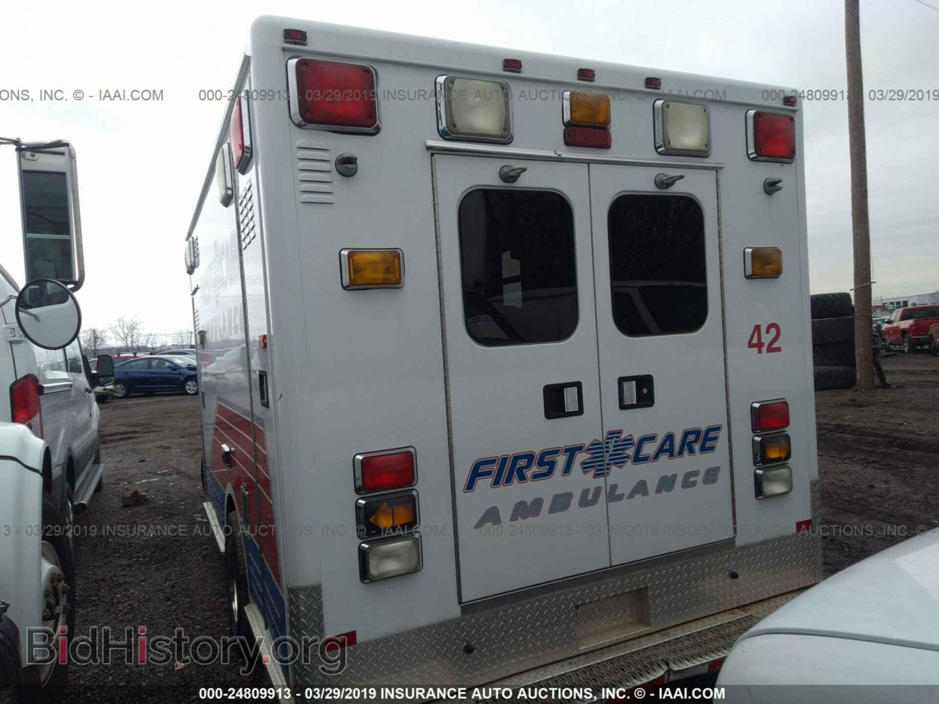 2004 FORD ECONOLINE - VIN: 1FDWE35P34HB14340 - Фото 3