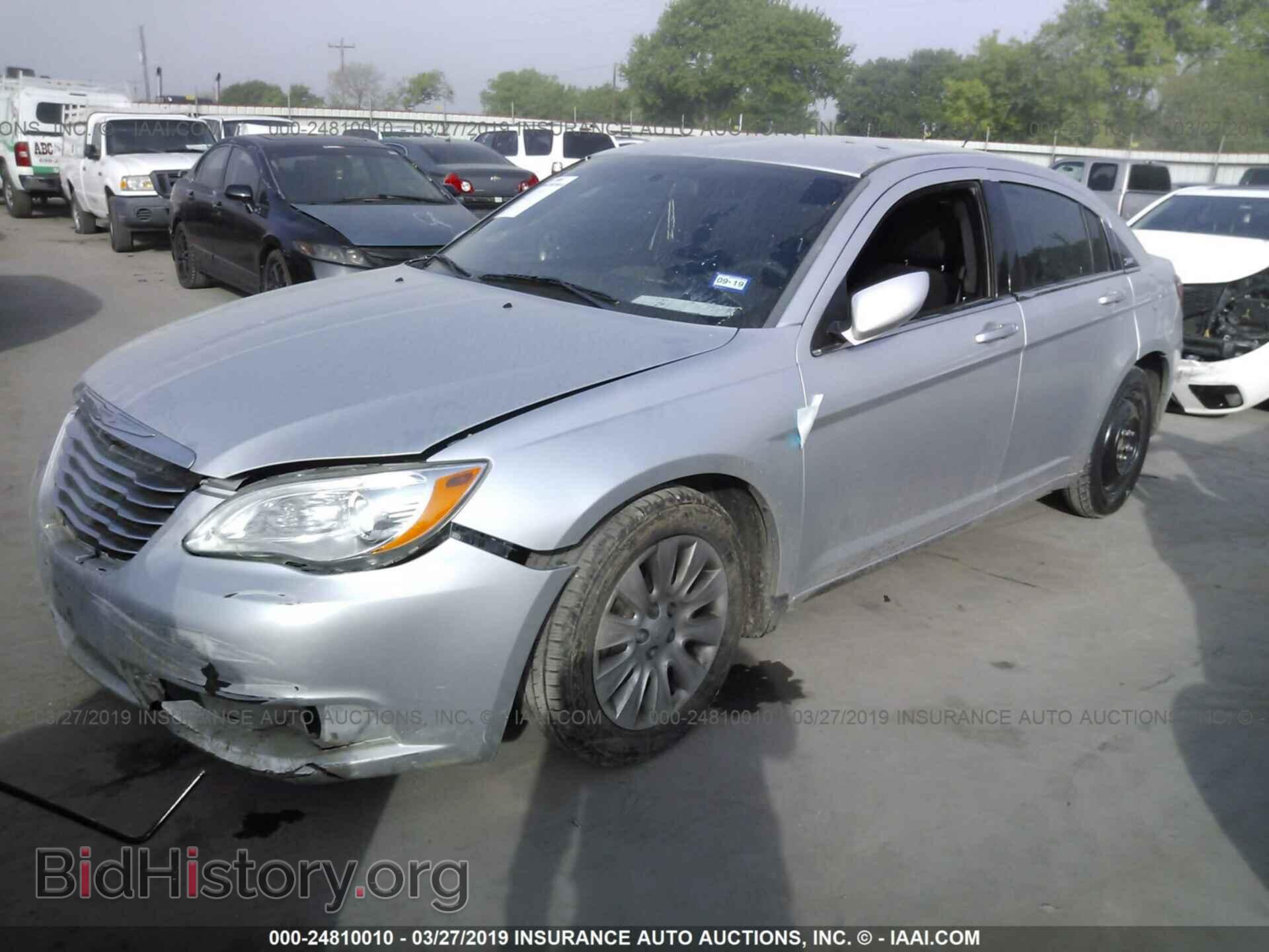 2012 CHRYSLER 200 - VIN: 1C3CCBAB1CN292186 - Photo 2