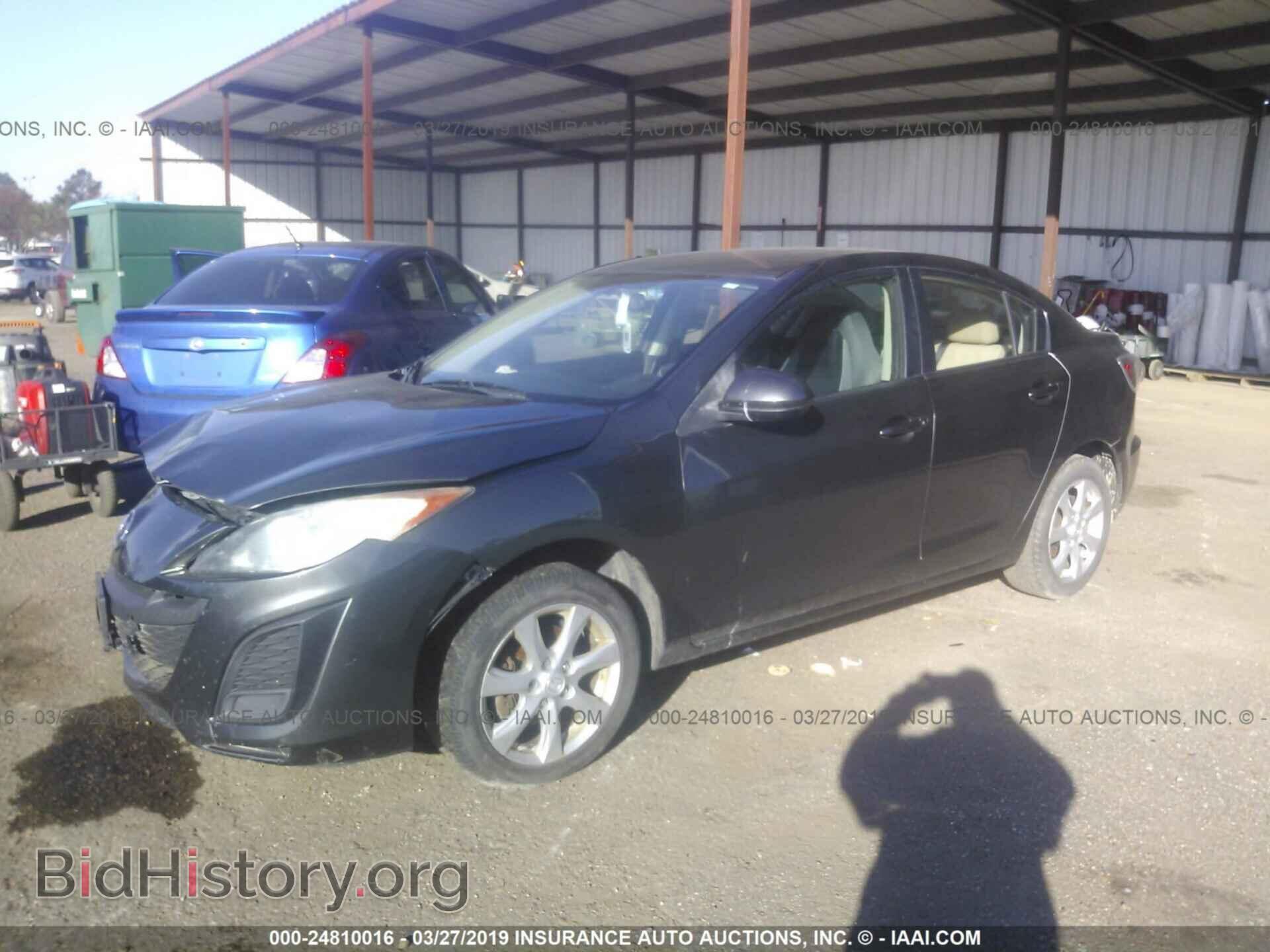 2011 MAZDA 3 - VIN: JM1BL1VGXB1411446 - Фото 2