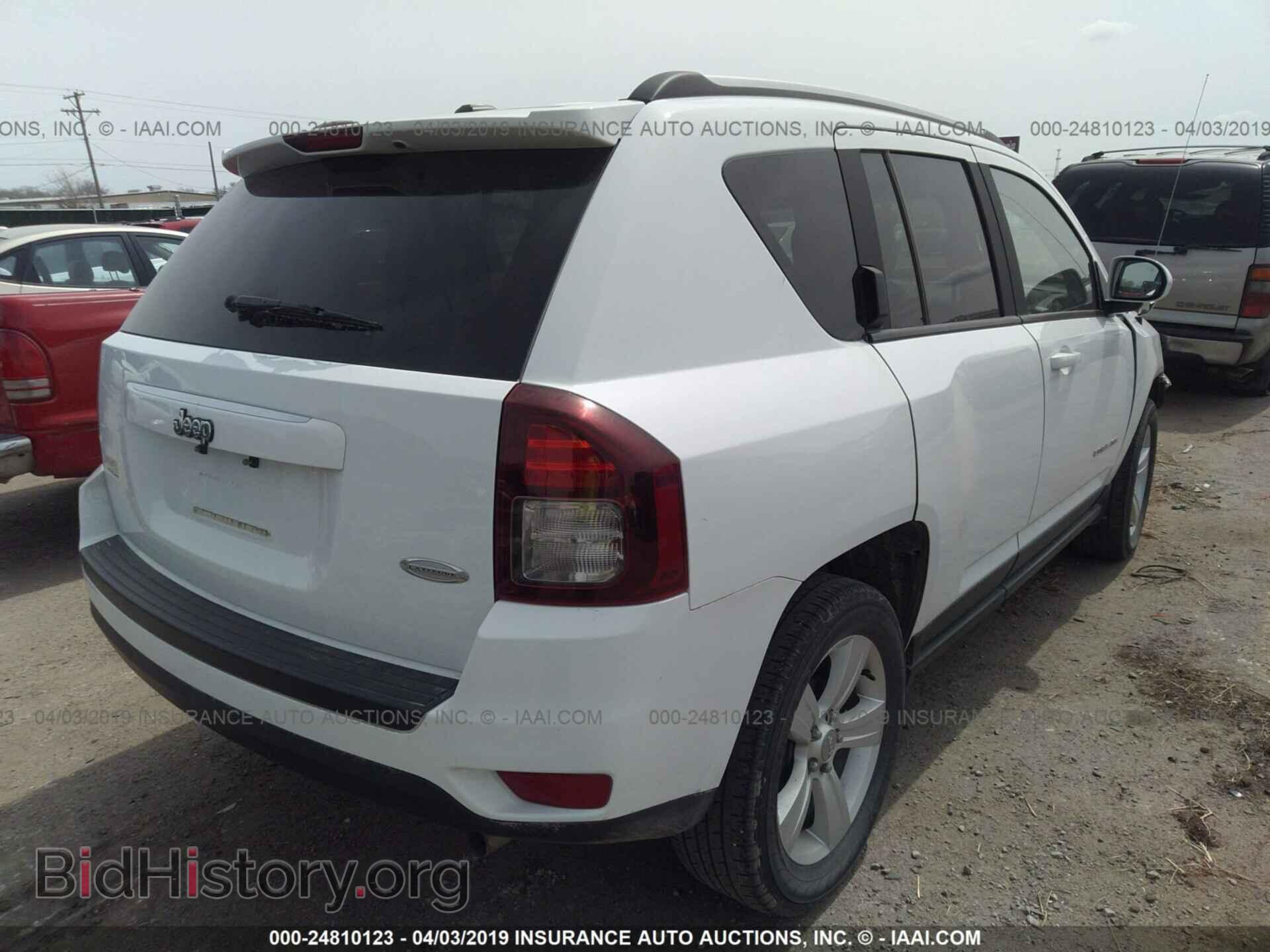 2015 JEEP COMPASS - VIN: 1C4NJCEBXFD373322 - Фото 4