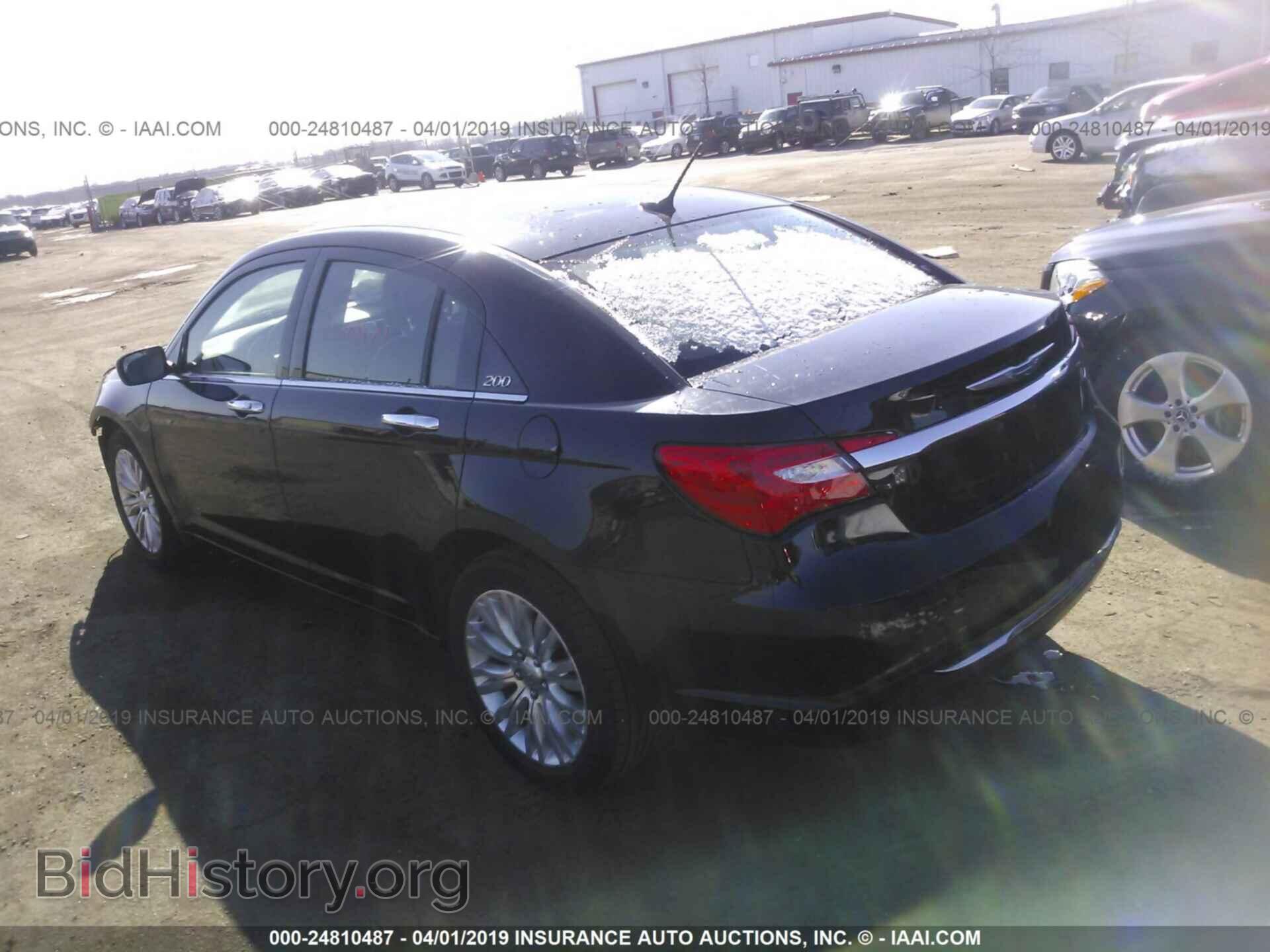 2011 CHRYSLER 200 - VIN: 1C3BC2FB1BN583189 - Фото 3