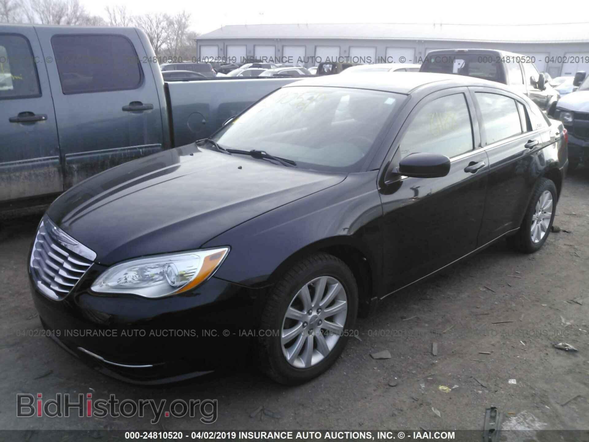 2012 CHRYSLER 200 - VIN: 1C3CCBBB1CN137491 - Фото 2