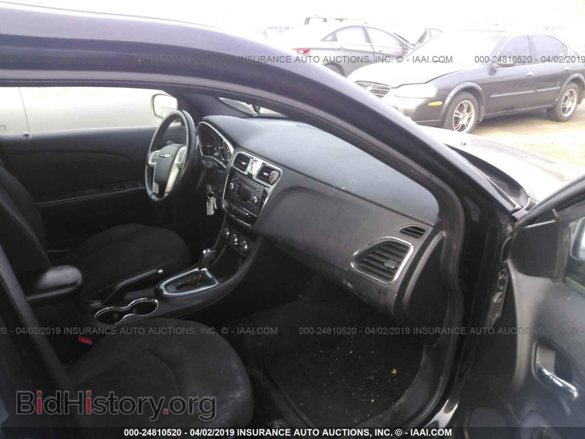 2012 CHRYSLER 200 - VIN: 1C3CCBBB1CN137491 - Фото 5