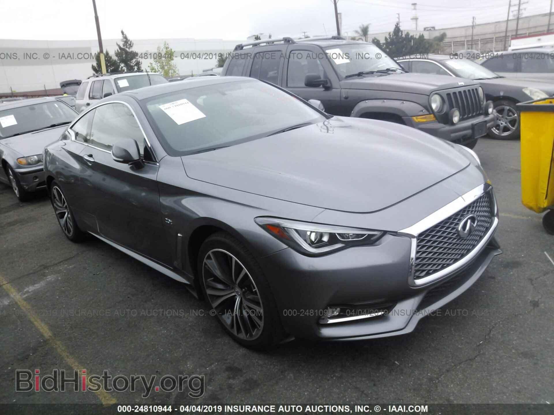 Photo JN1CV7EK9HM111140 - INFINITI Q60 2017