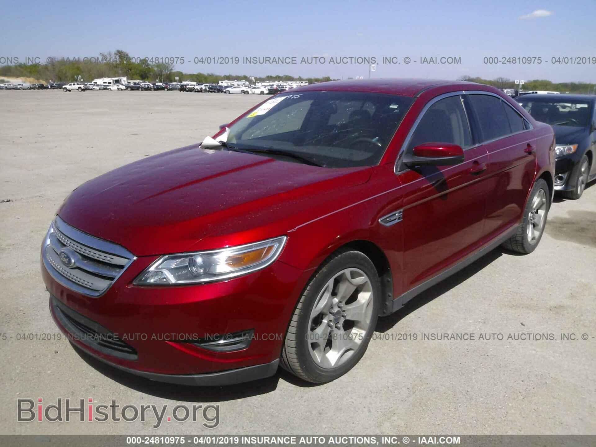 2011 FORD TAURUS - VIN: 1FAHP2EW2BG136587 - Фото 2