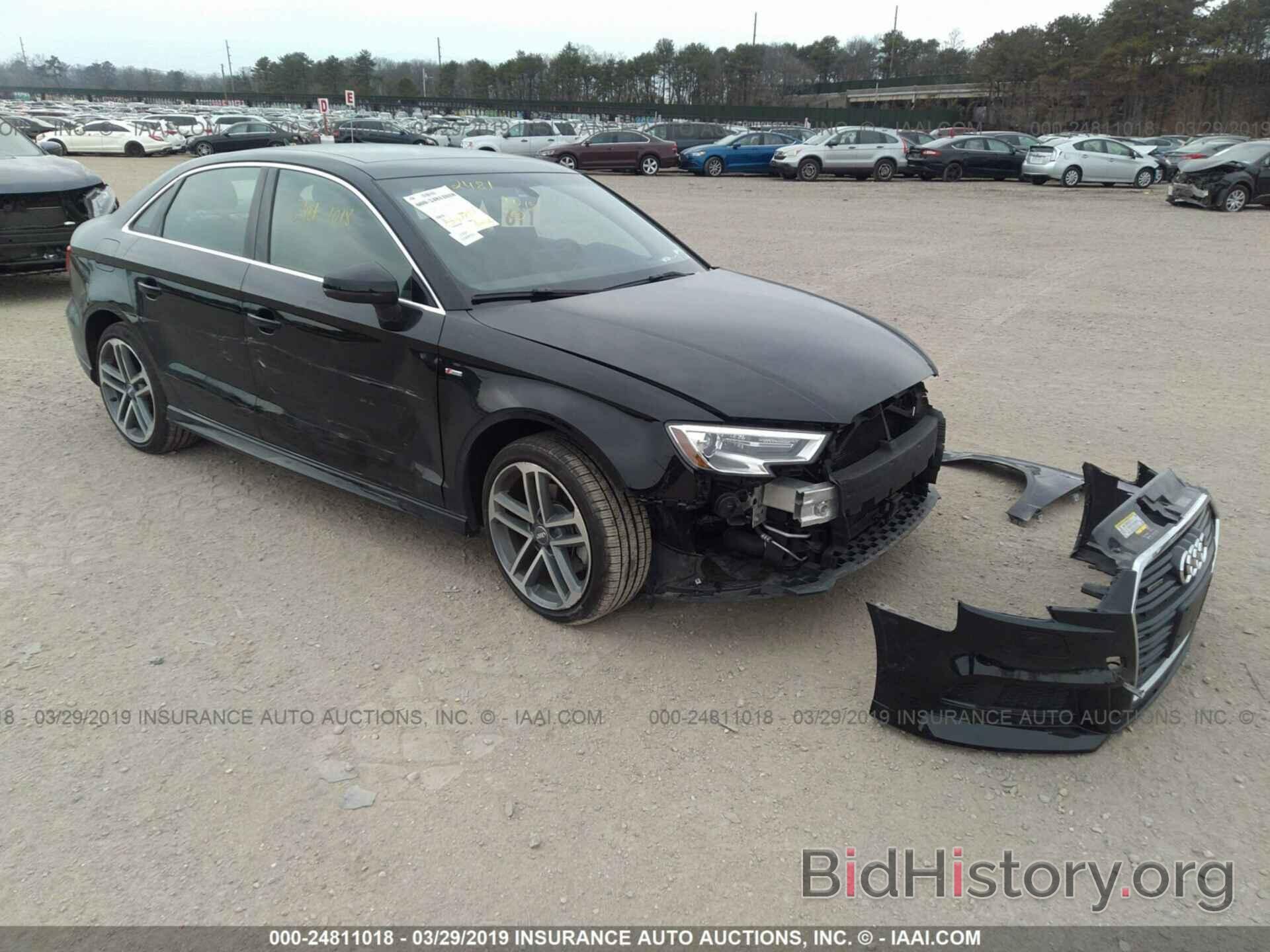 Photo WAUJ8GFF3J1080453 - AUDI A3 2018