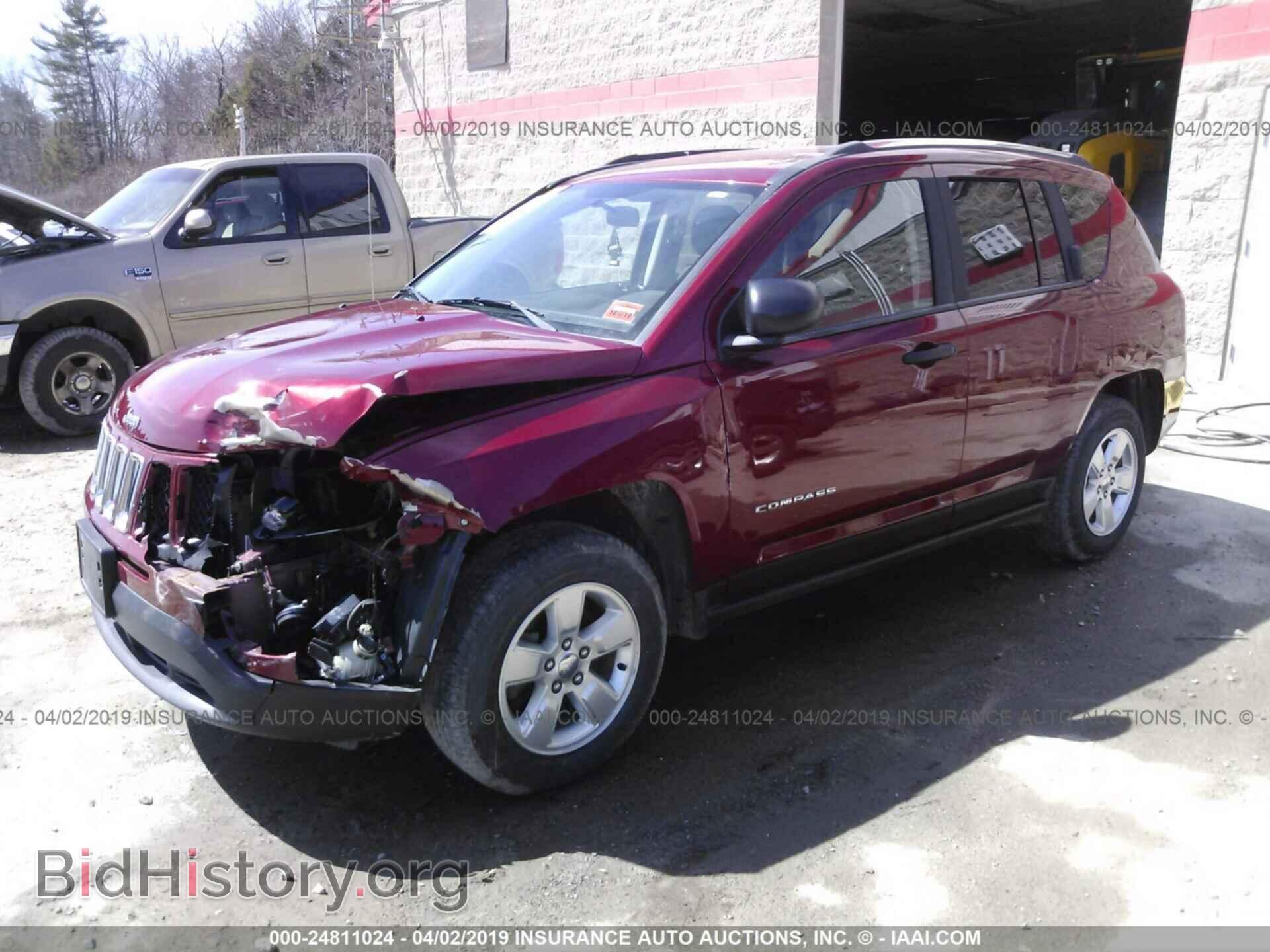 2014 JEEP COMPASS - VIN: 1C4NJCBA2ED888129 - Photo 2