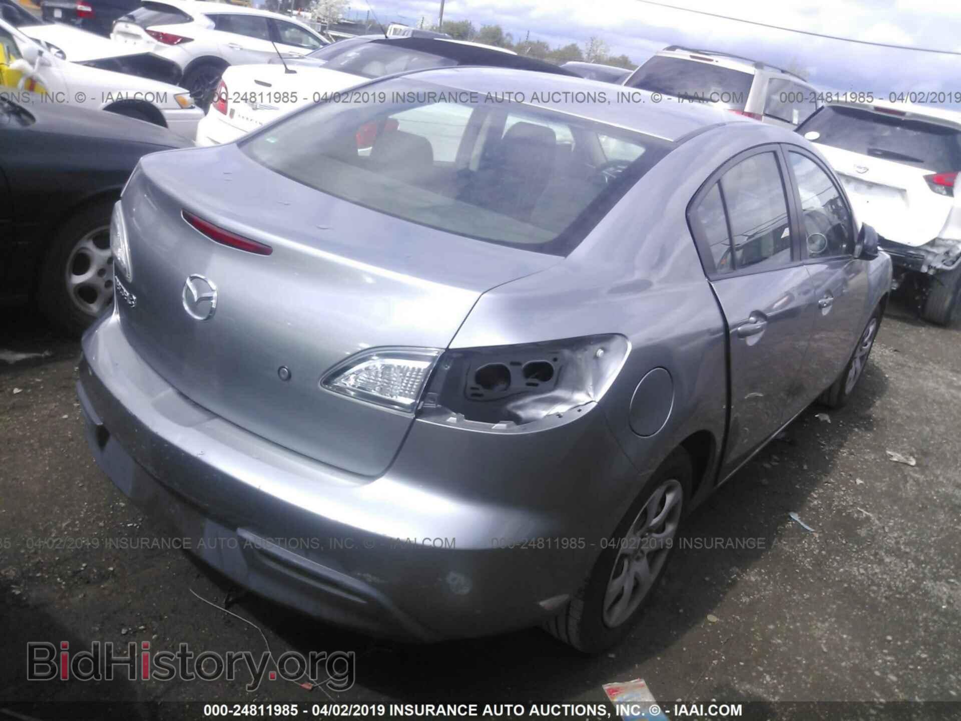 2011 MAZDA 3 - VIN: JM1BL1UG4B1381653 - Photo 4
