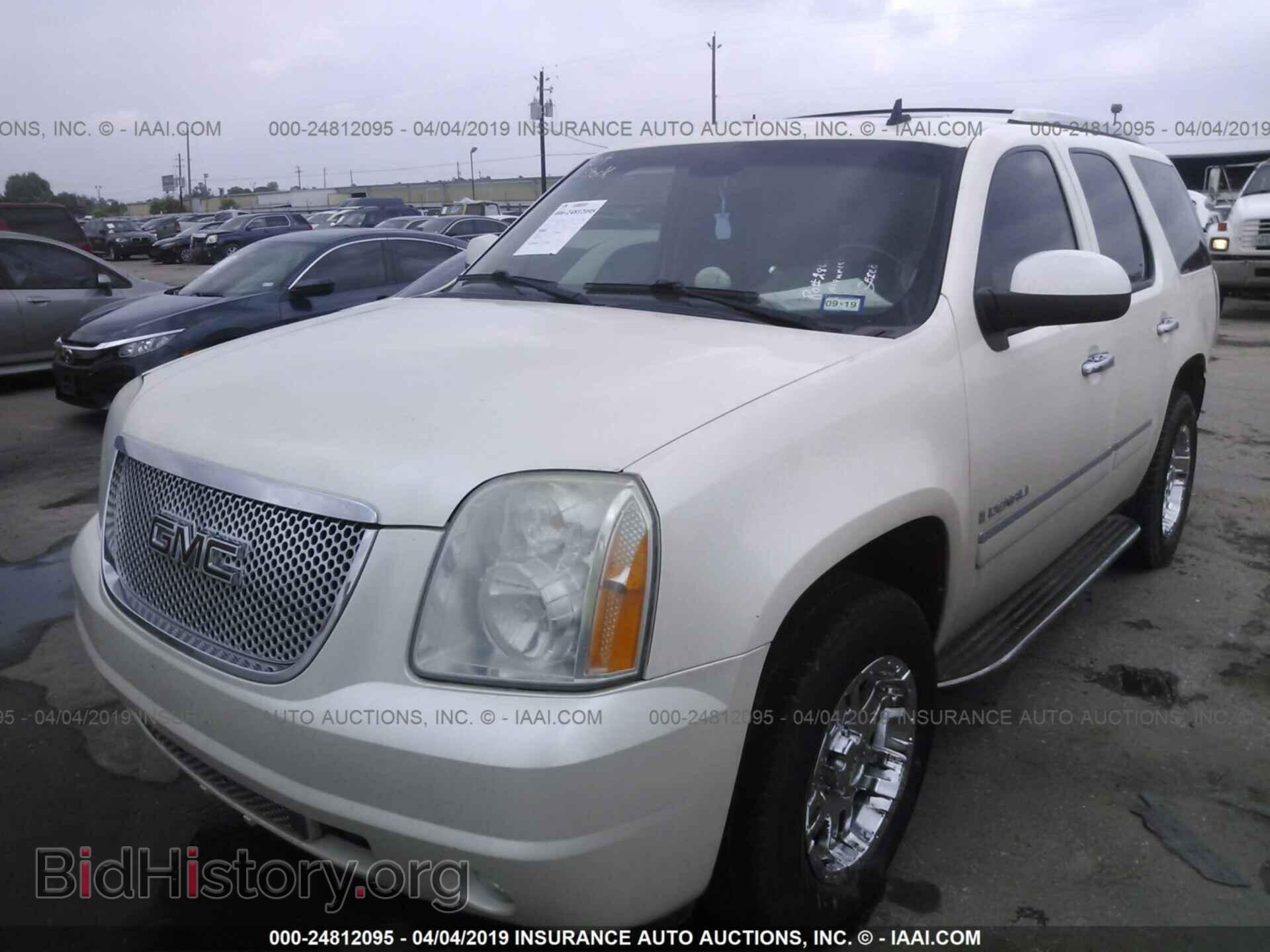 2009 GMC YUKON - VIN: 1GKFC03289R268502 - Фото 2
