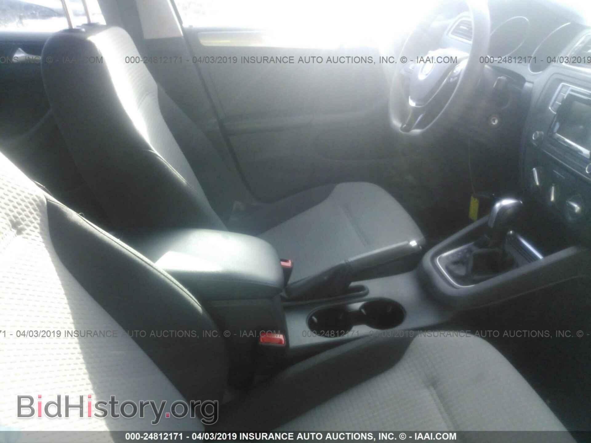 2017 VOLKSWAGEN JETTA - VIN: 3VW2B7AJXHM252976 - Photo 5