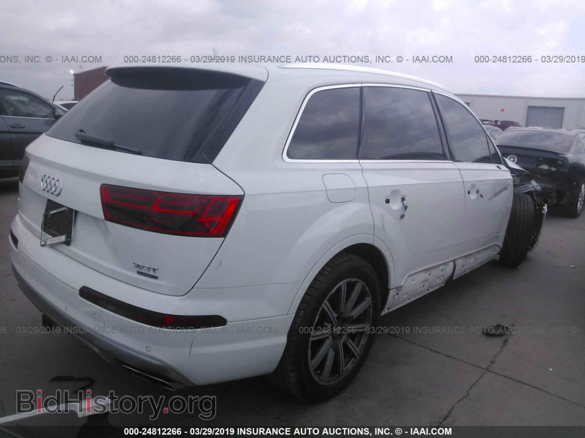 2017 AUDI Q7 - VIN: WA1VAAF70HD056273 - Фото 4