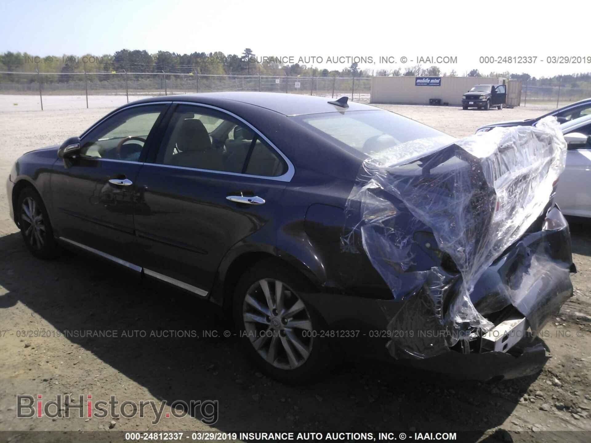 2011 LEXUS ES - VIN: JTHBK1EG3B2464162 - Photo 3
