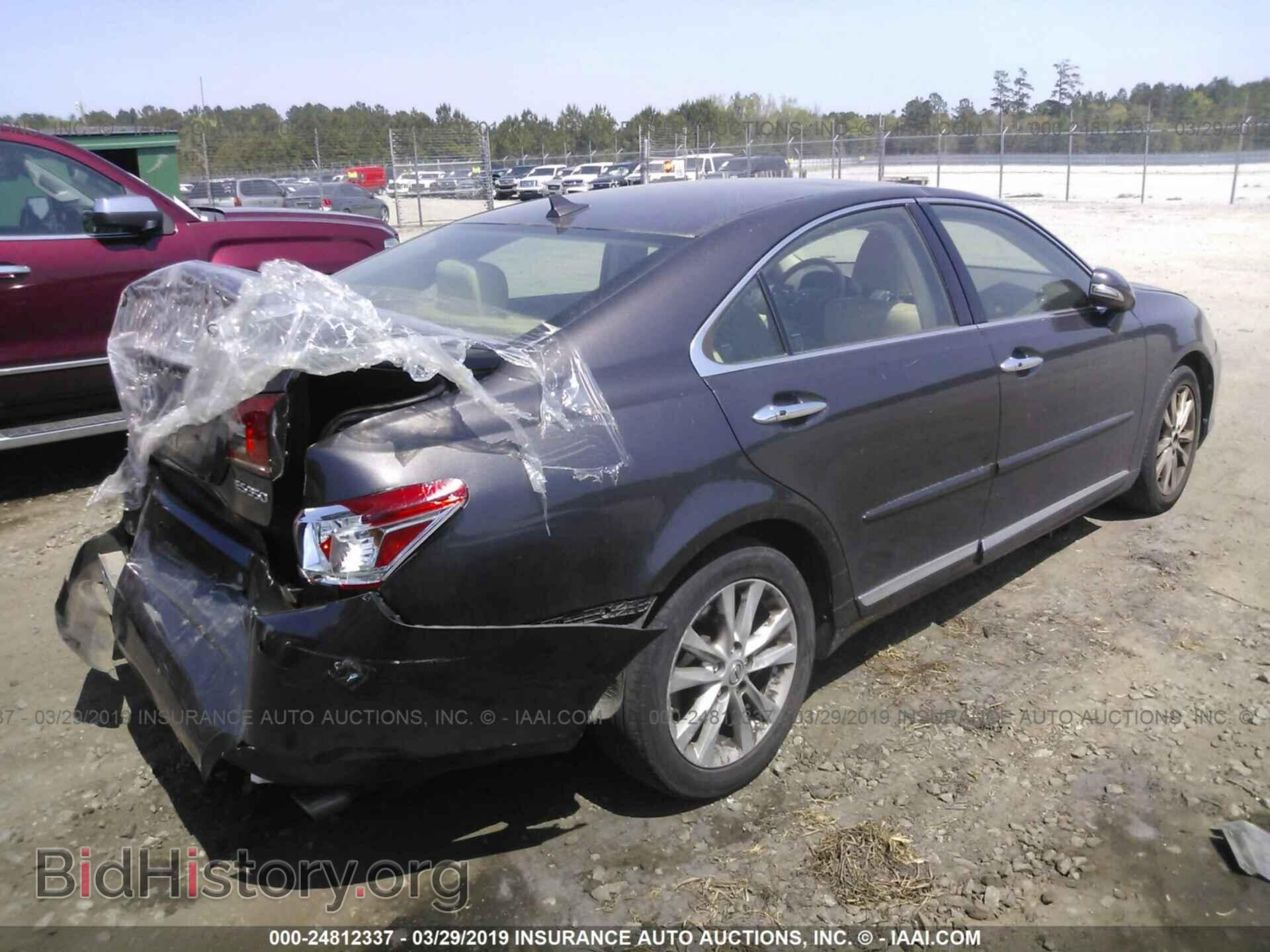 2011 LEXUS ES - VIN: JTHBK1EG3B2464162 - Photo 4