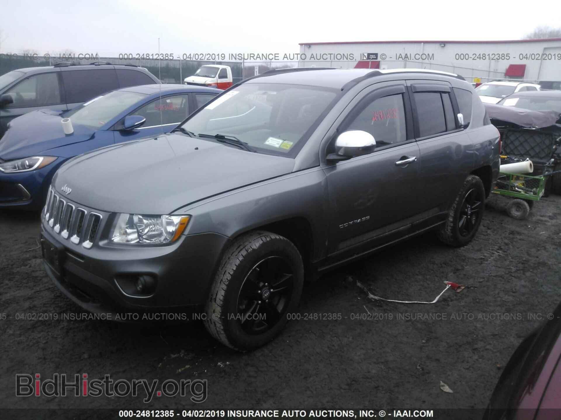 2011 JEEP COMPASS - VIN: 1J4NT1FB4BD286257 - Фото 2