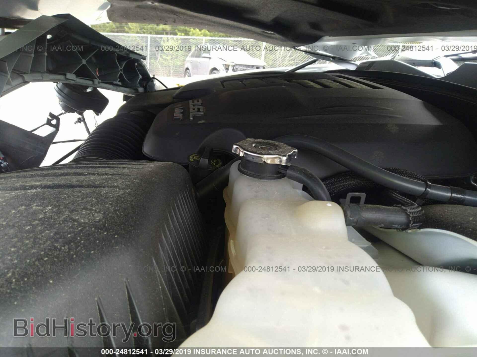 2017 CHRYSLER 300 - VIN: 2C3CCABG3HH516580 - Фото 10