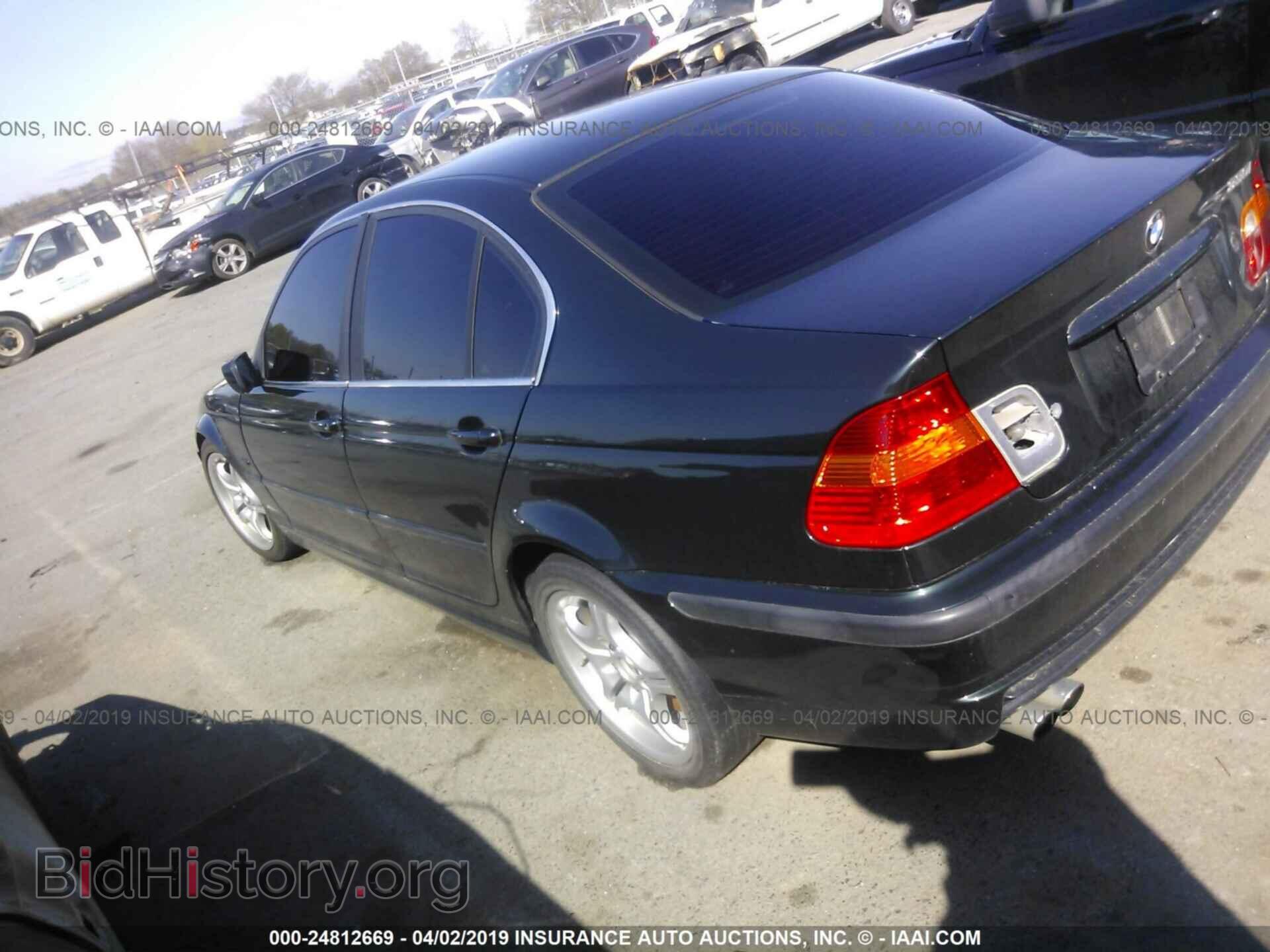 2002 BMW 330 - VIN: WBAEV53432KM24070 - Фото 3
