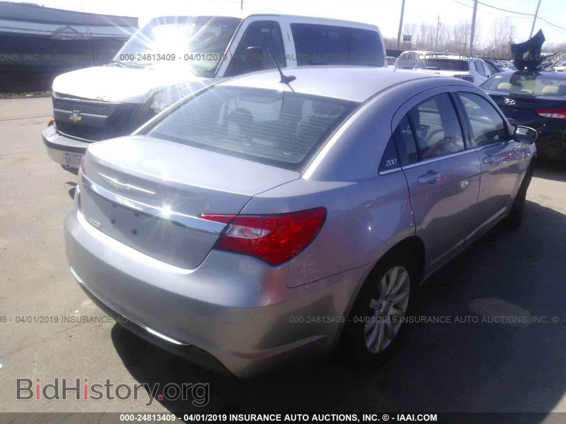 2013 CHRYSLER 200 - VIN: 1C3CCBBB8DN601393 - Фото 4