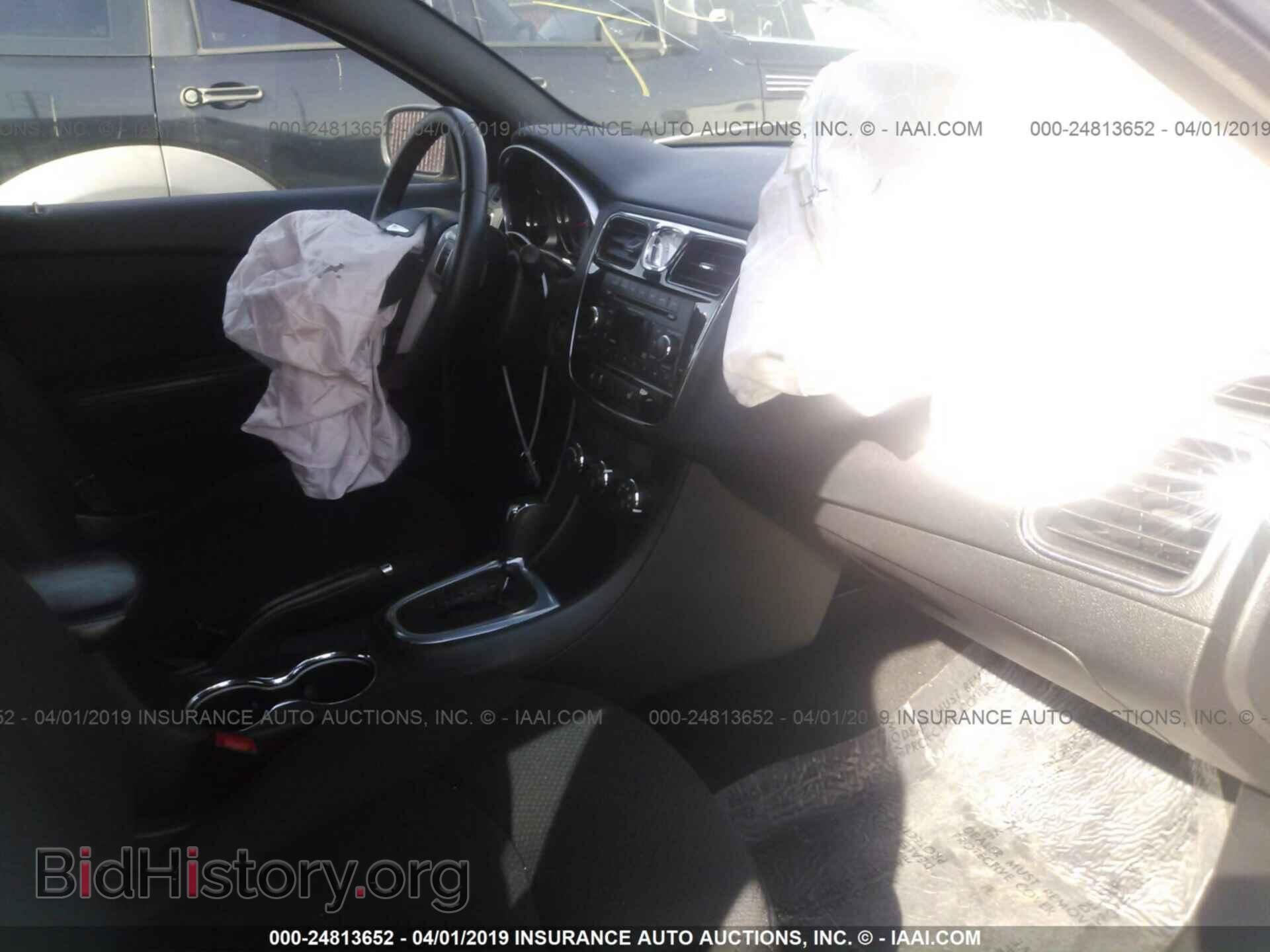 2013 CHRYSLER 200 - VIN: 1C3CCBBB0DN657389 - Photo 5