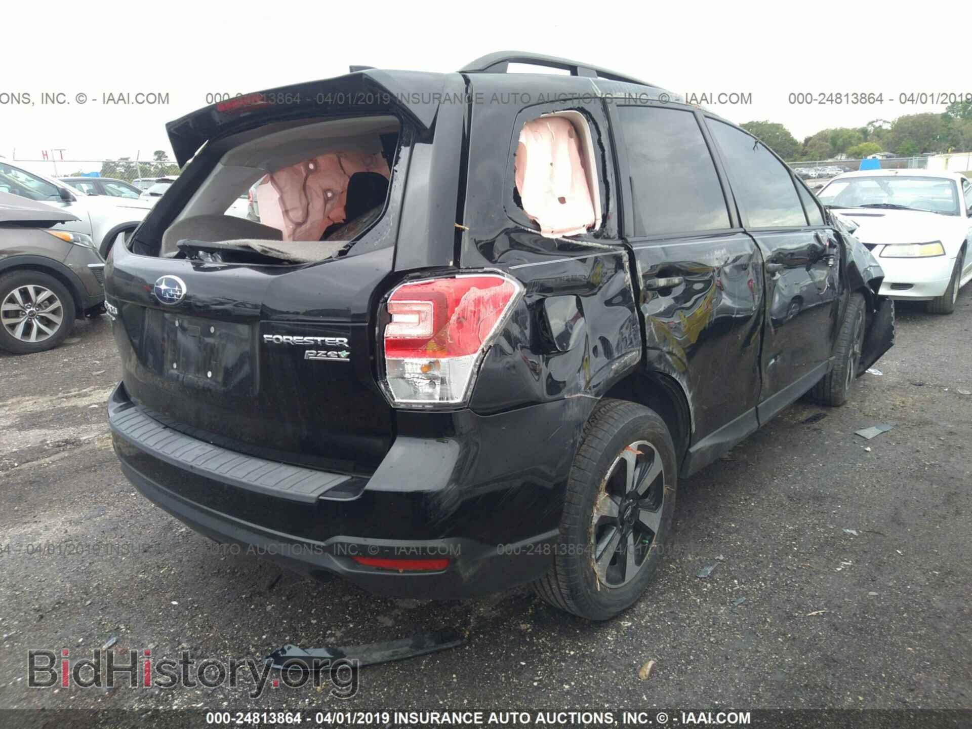 2017 SUBARU FORESTER - VIN: JF2SJAEC7HH405494 - Фото 4