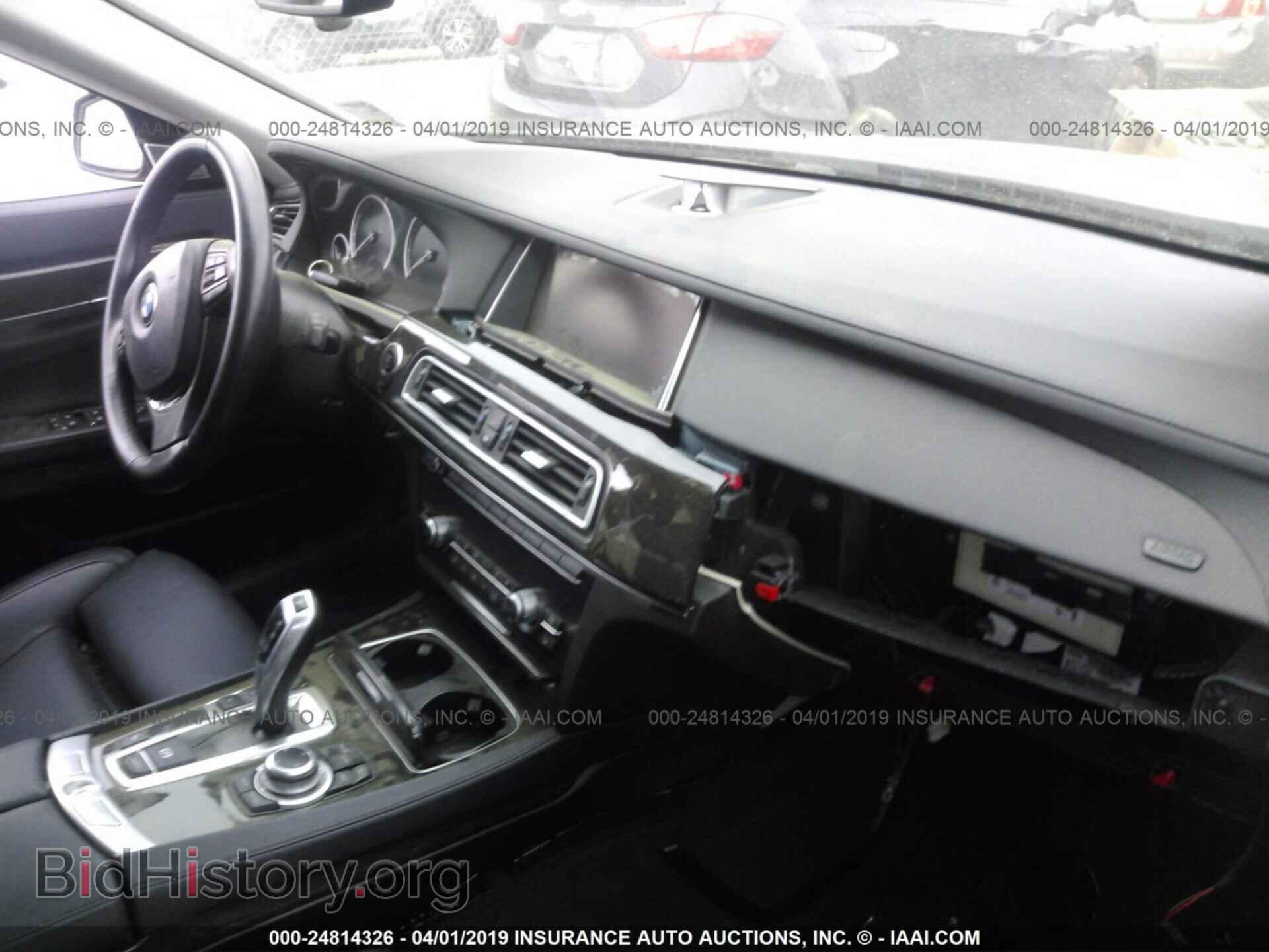 2013 BMW 740 - VIN: WBAYE4C54DD137487 - Фото 5