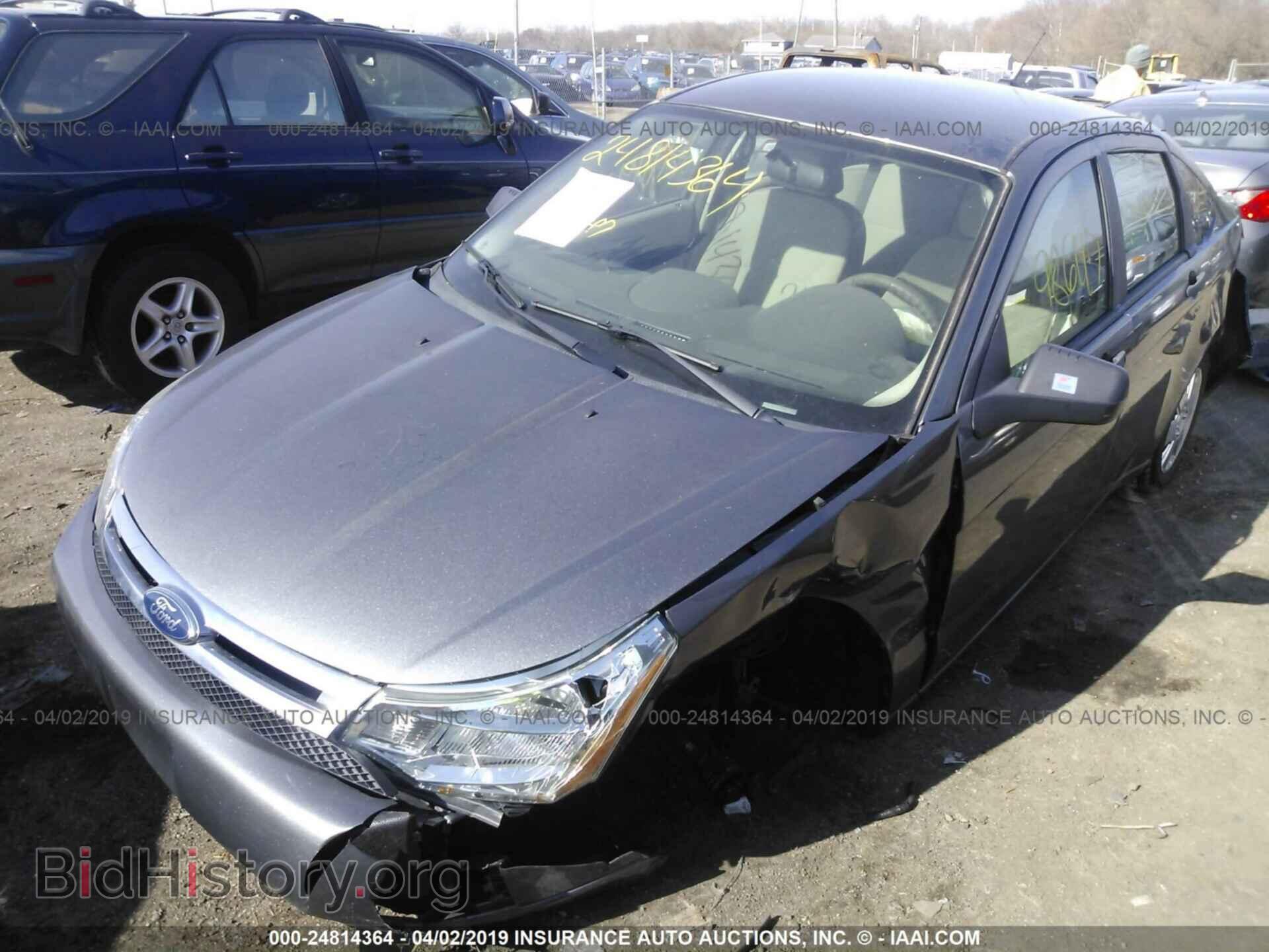 2011 FORD FOCUS - VIN: 1FAHP3EN3BW145396 - Фото 2