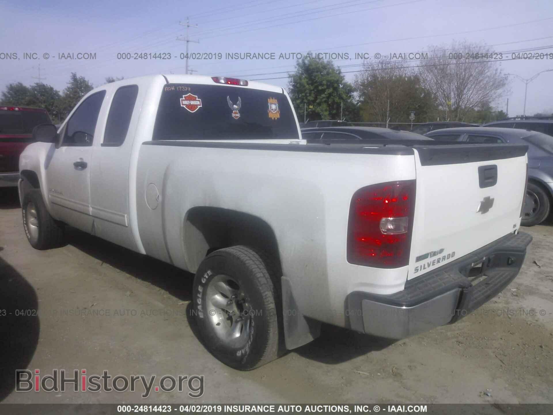 2011 CHEVROLET SILVERADO - VIN: 1GCRCREA7BZ360448 - Photo 3
