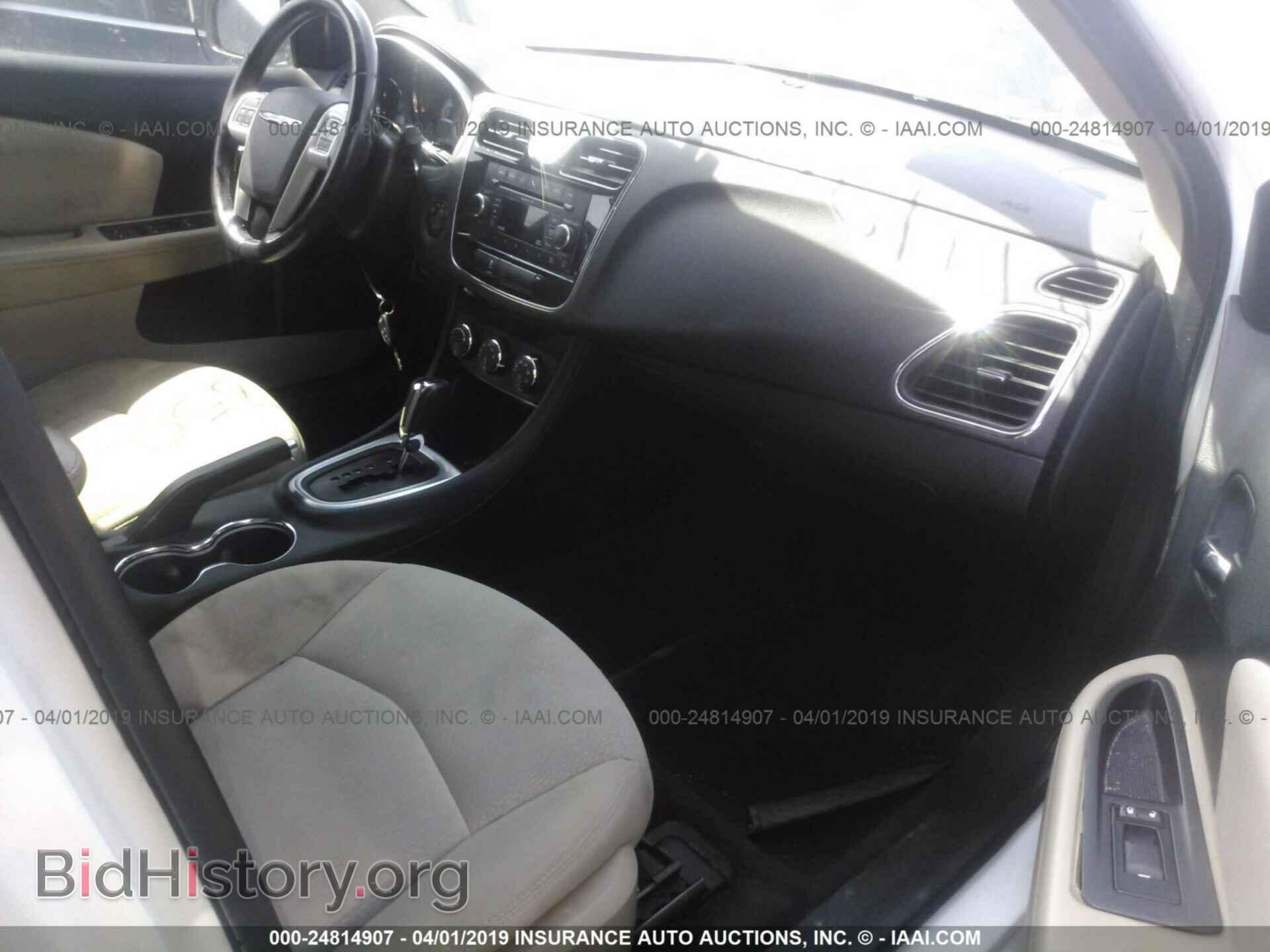2011 CHRYSLER 200 - VIN: 1C3BC1FB7BN547596 - Фото 5