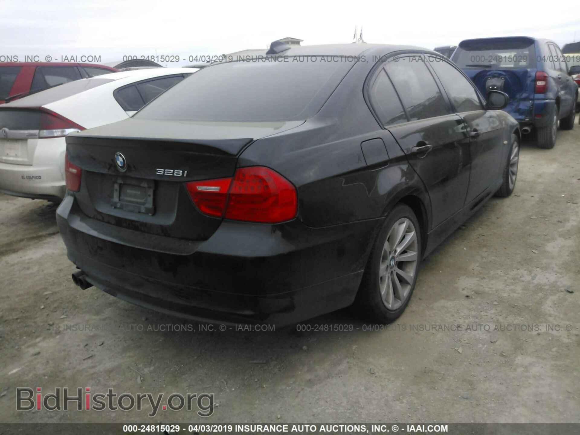 2011 BMW 328 - VIN: WBAPH5G58BNM76232 - Фото 4