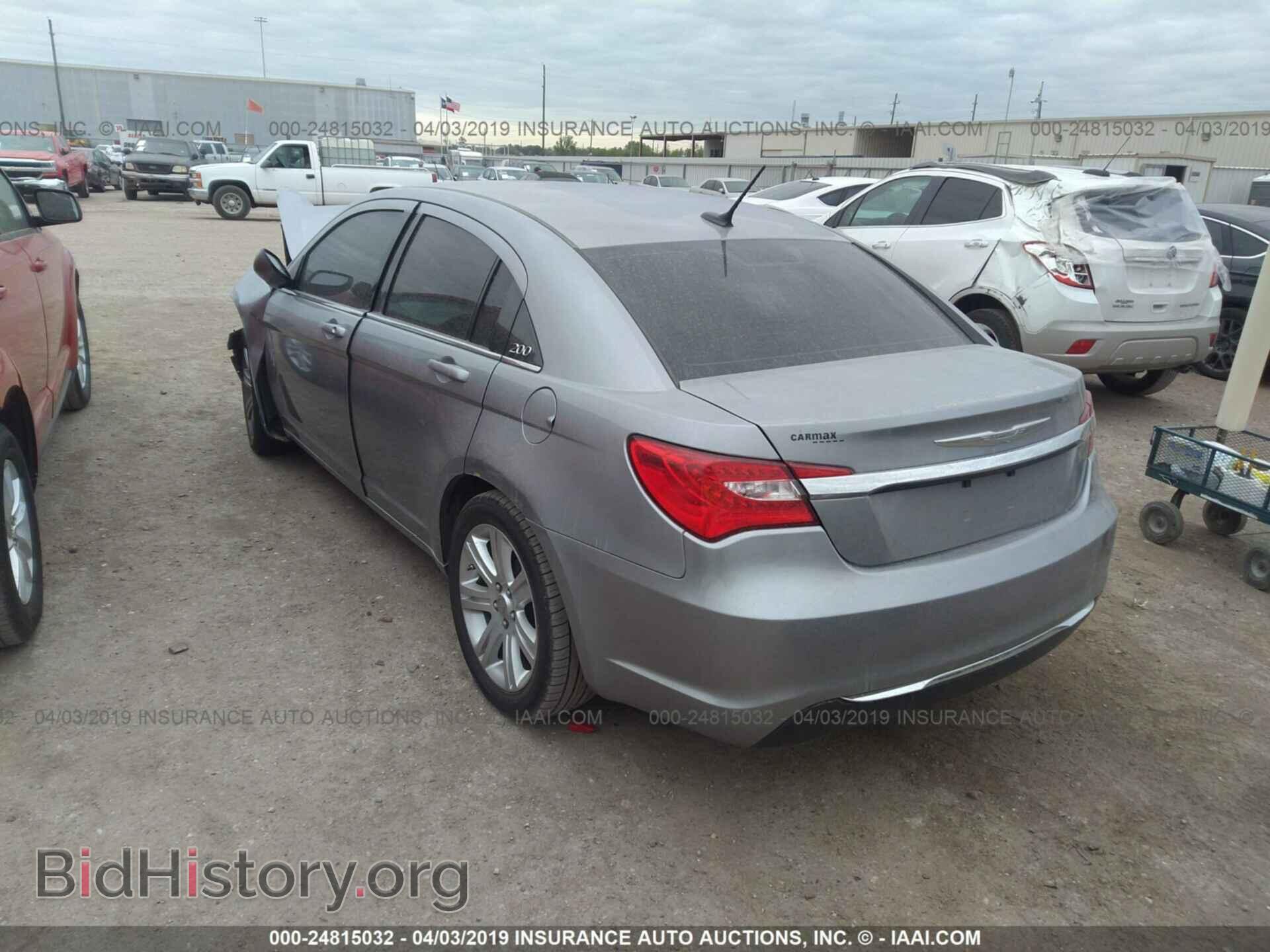 2013 CHRYSLER 200 - VIN: 1C3CCBAB9DN640396 - Фото 3