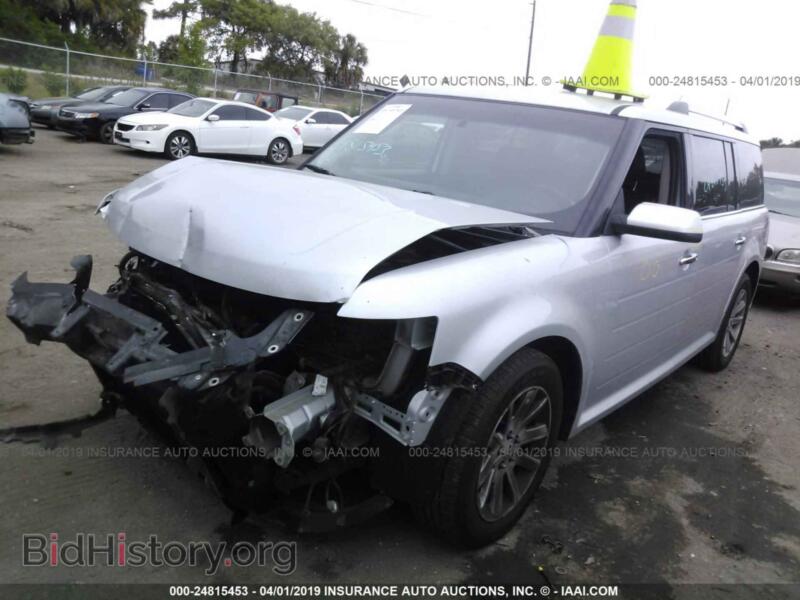 2011 Ford FLEX (VIN 2FMHK6CC2BBD35697) — фото 2 из 10