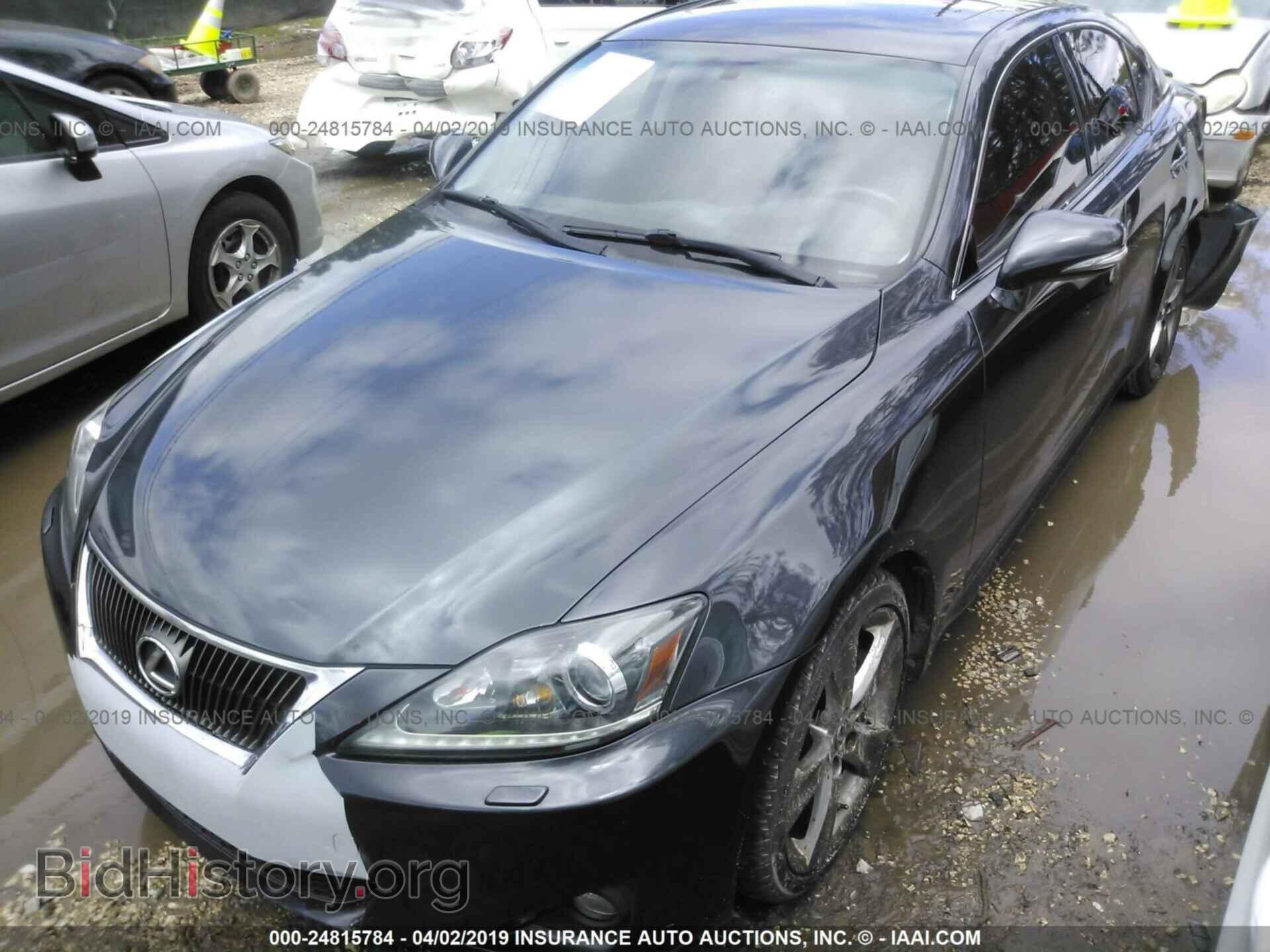 2011 LEXUS IS - VIN: JTHBE5C25B5026862 - Photo 2